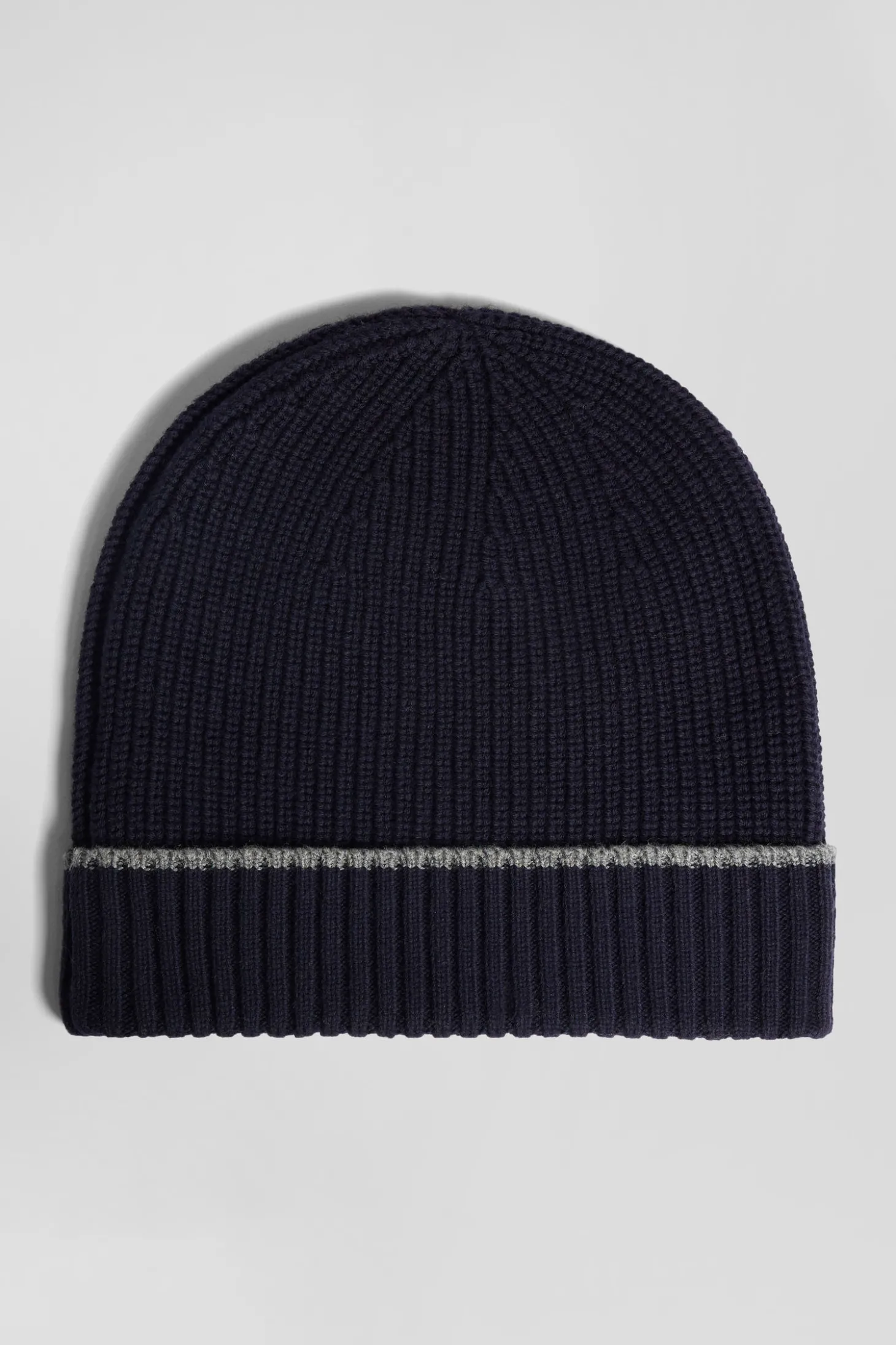Bonnet en maille côtelée gris