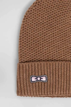 Bonnet uni en coton camel broderie nœud papillon