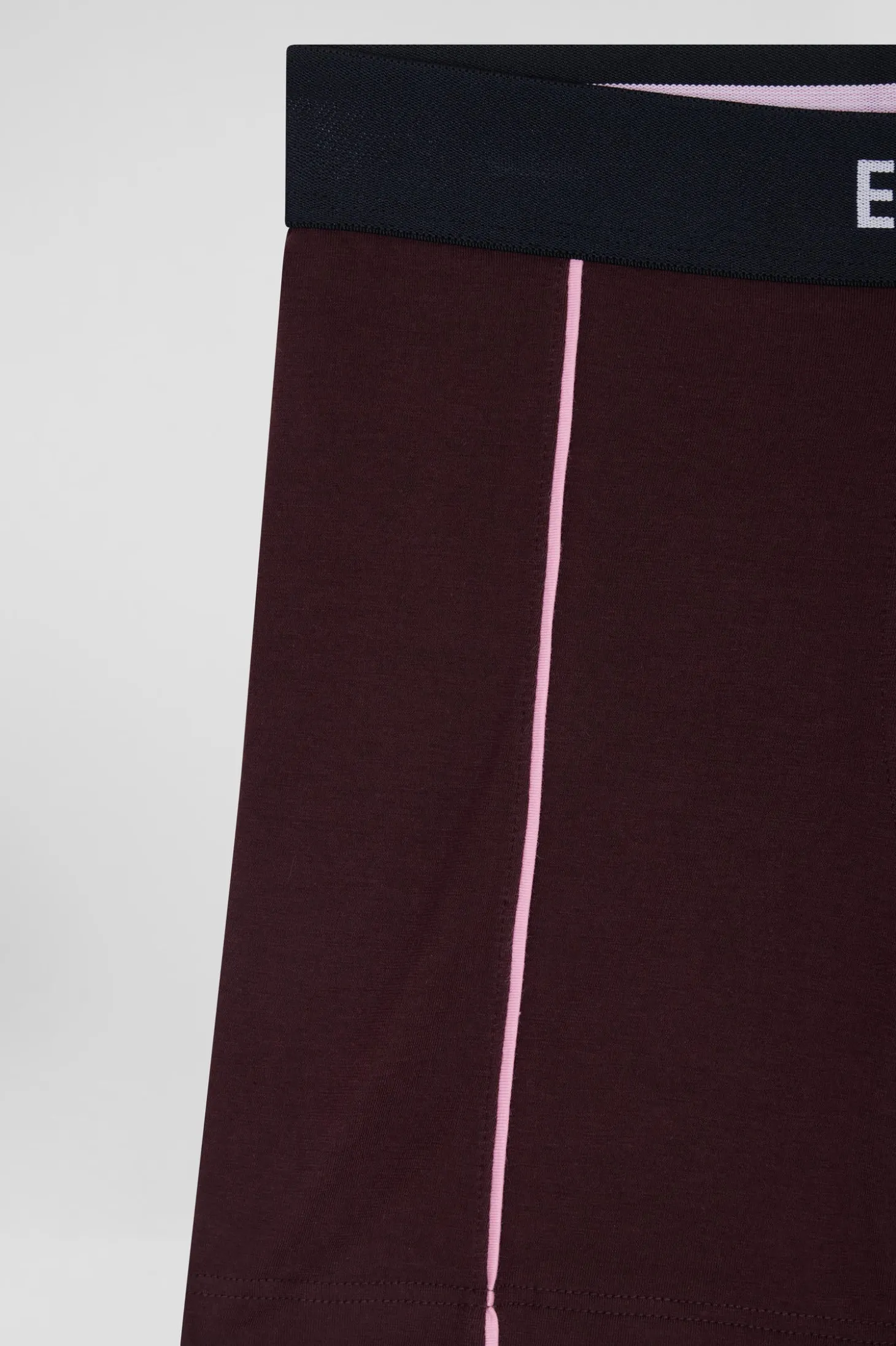 Boxer en coton stretch bordeaux à passepoil rose