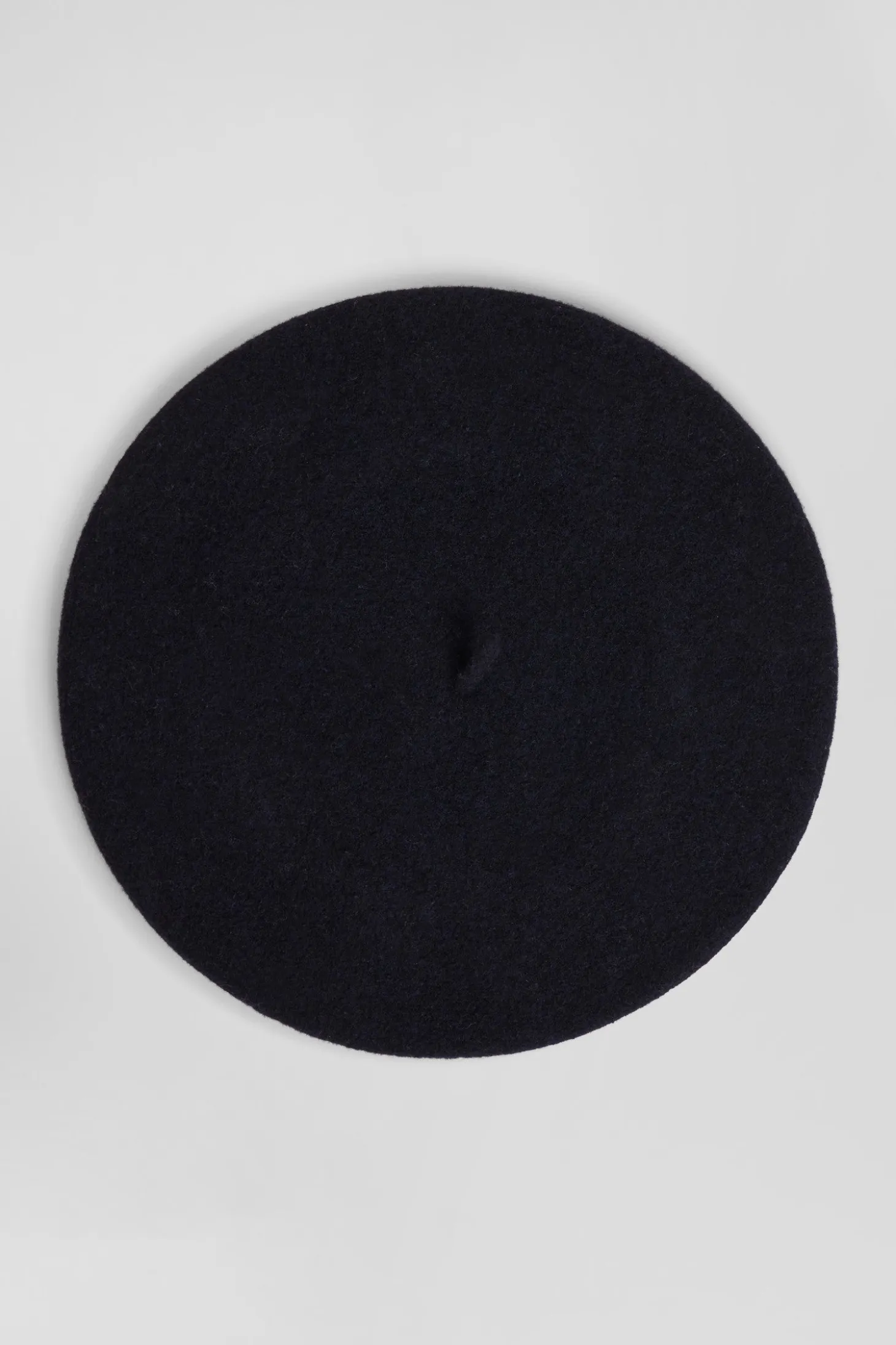 Béret en laine bleu marine