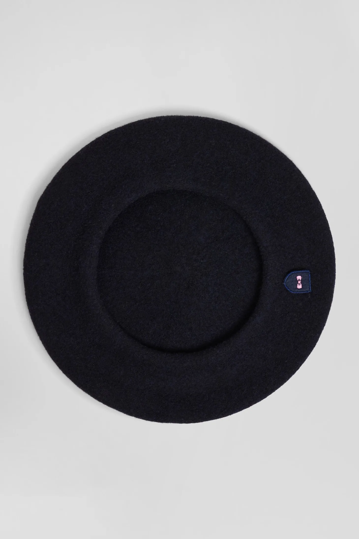 Béret en laine bleu marine