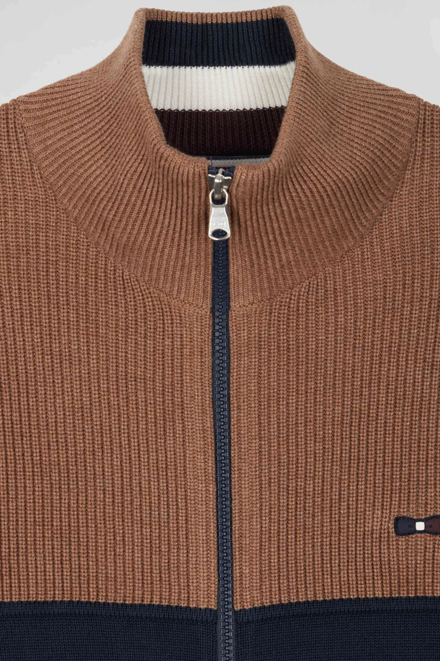Cardigan zippé à col montant marine et camel en coton
