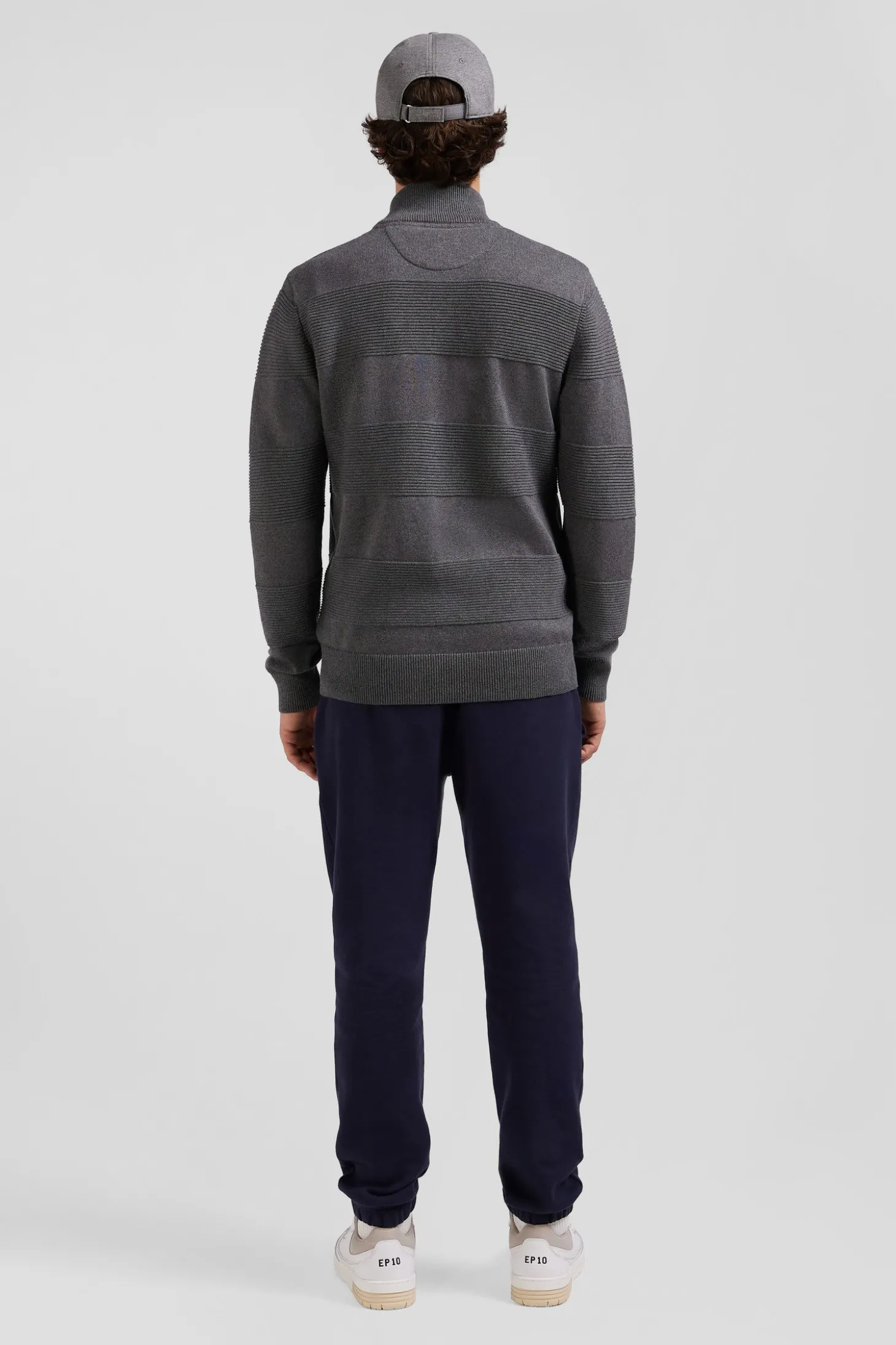 Cardigan zippé en coton uni gris à jeu de maille
