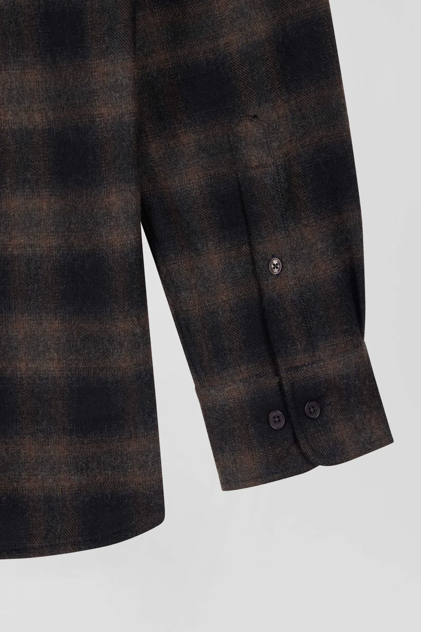 Chemise à carreaux en flanelle de coton noire coupe Regular
