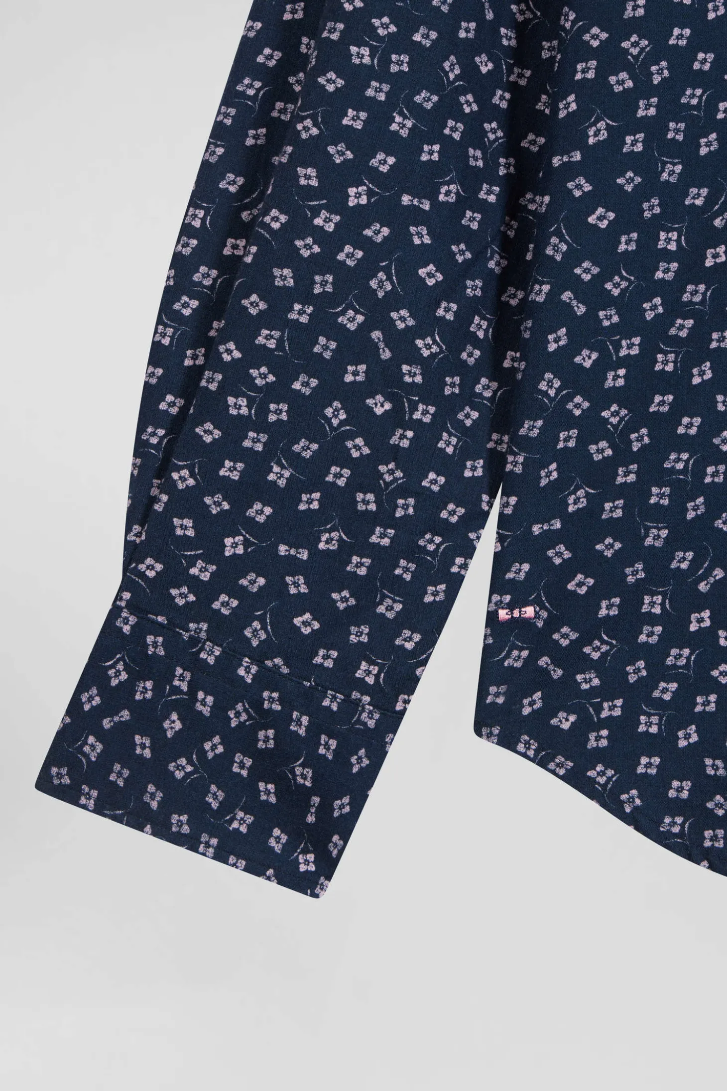 Chemise en coton bleu foncé microimprimé fleurs coupe Slim