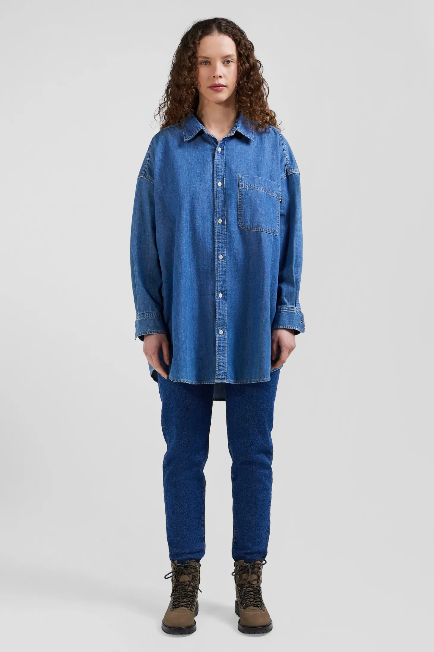 Chemise en coton ciel à poche plaquée coupe Oversize