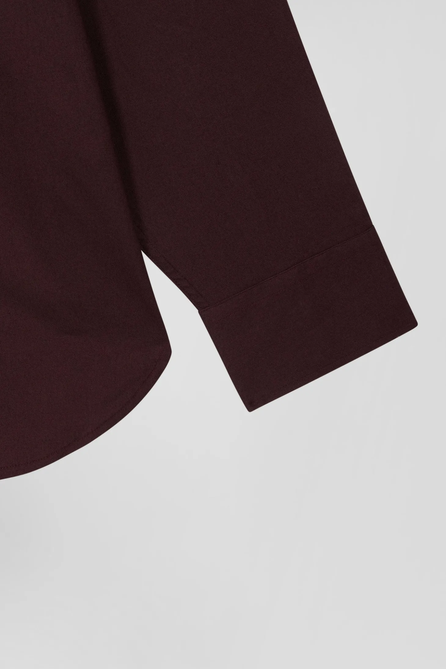 Chemise en coton Oxford bordeaux nœud papillon cerclé coupe Regular