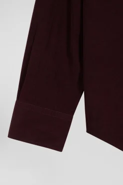 Chemise en coton uni bordeaux col boutonné et poche poitrine coupe Regular