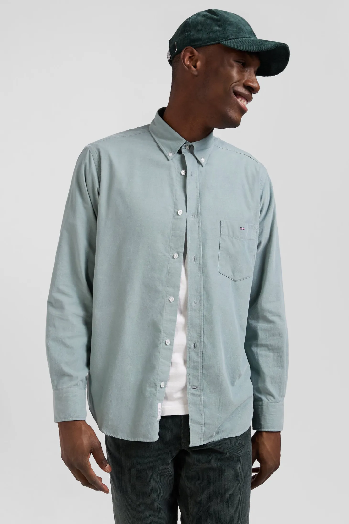 Chemise en coton uni vert d'eau col boutonné et poche poitrine coupe Regular