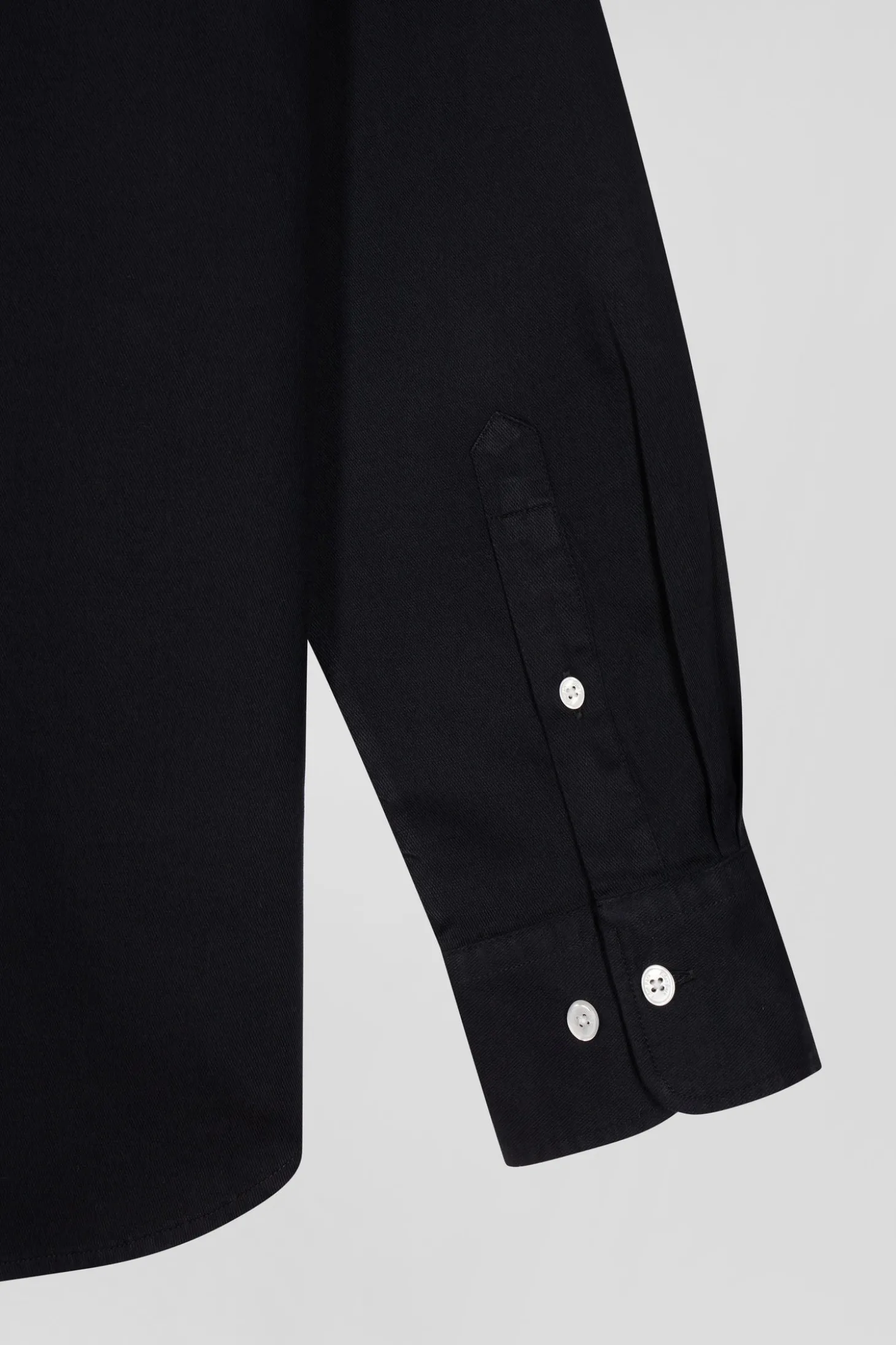 Chemise en piqué coton unie noire coupe Regular
