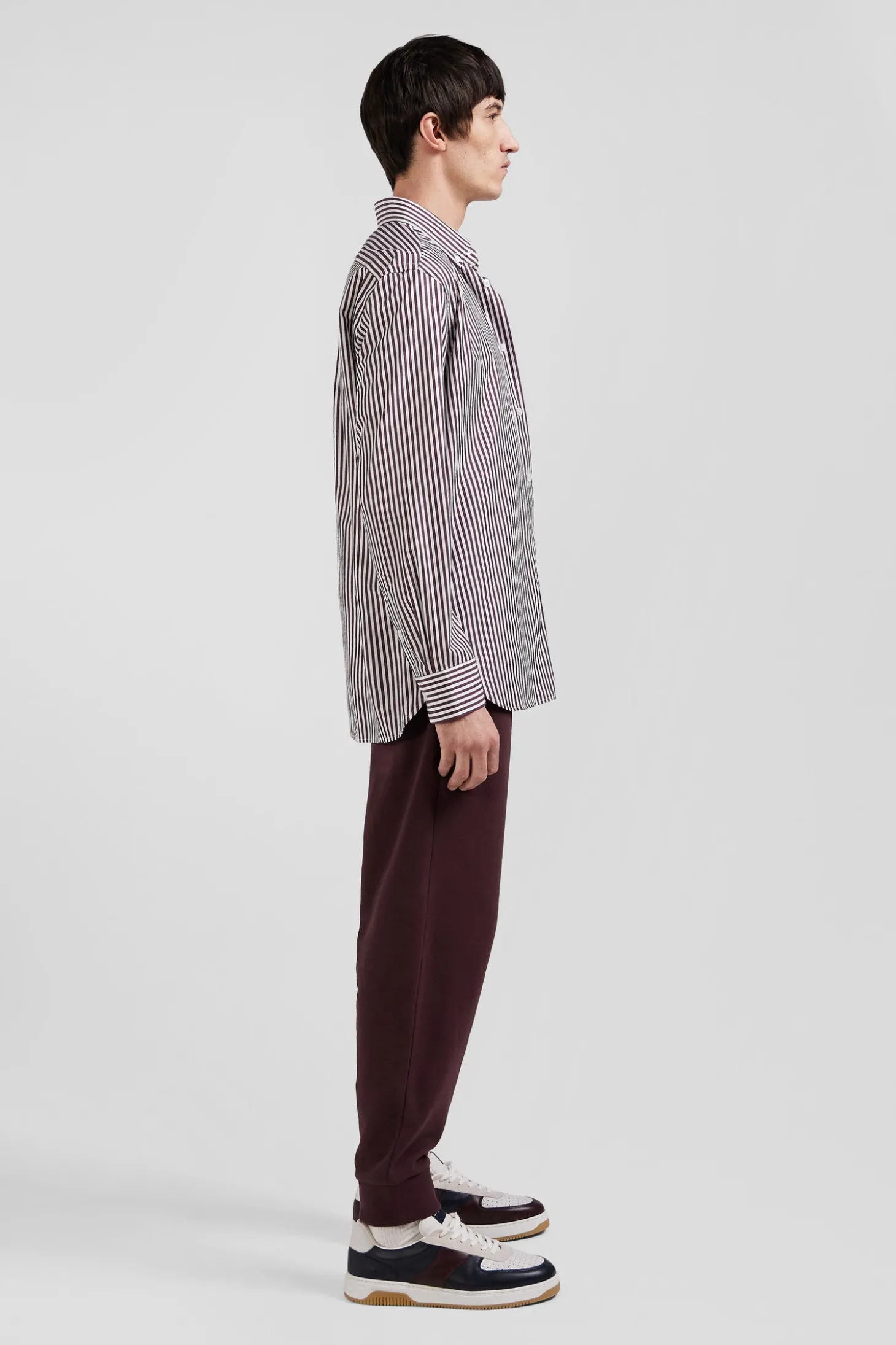 Chemise en popeline de coton rayée bordeaux coupe Regular