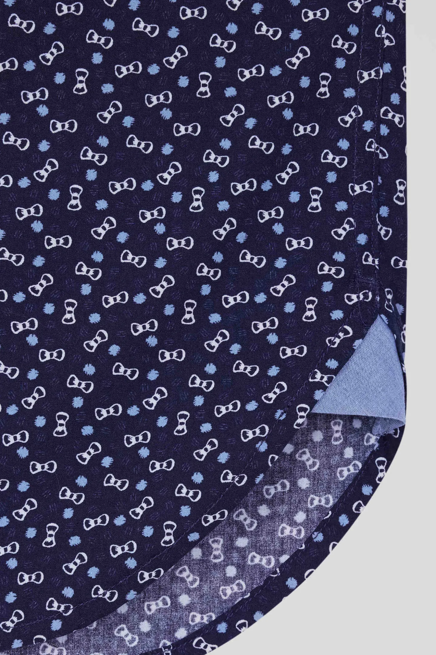 Chemise en popeline de coton bleu marine microimprimé nœud papillon coupe Regular