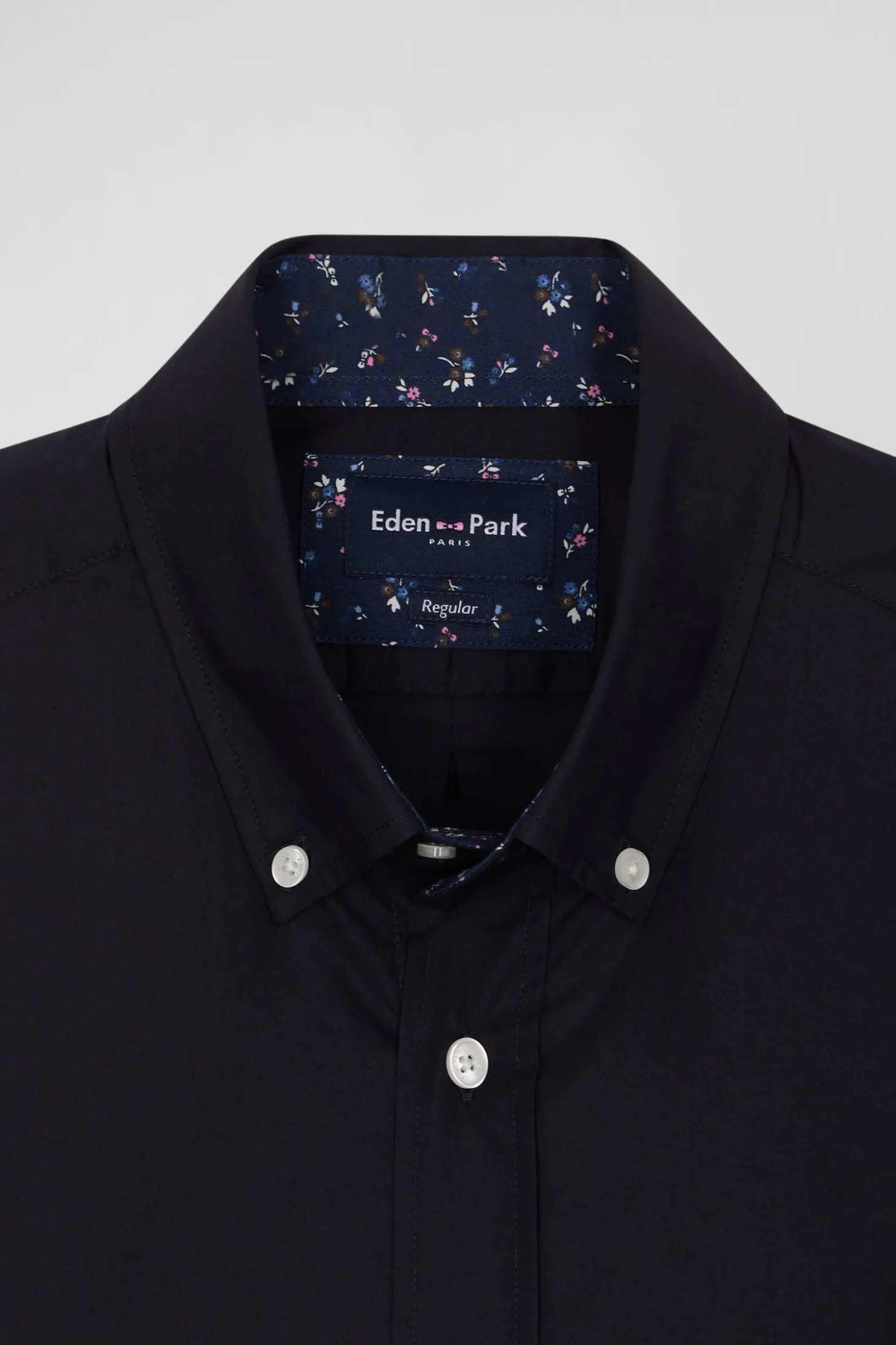 Chemise en popeline de coton bleu marine col boutonné et coudières imprimées coupe Regular