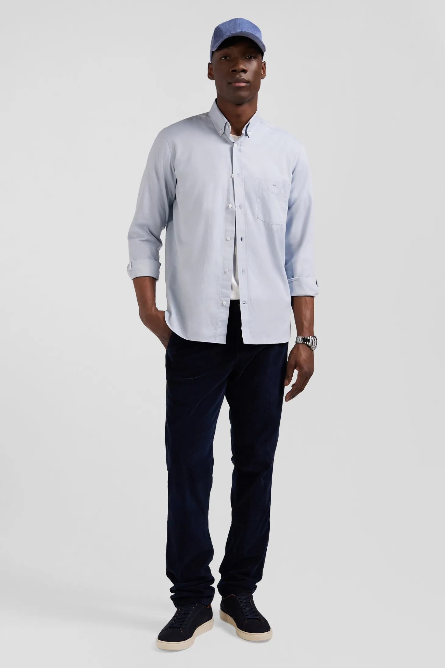 Chemise en twill de coton unie ciel col à pointes boutonnées coupe Regular