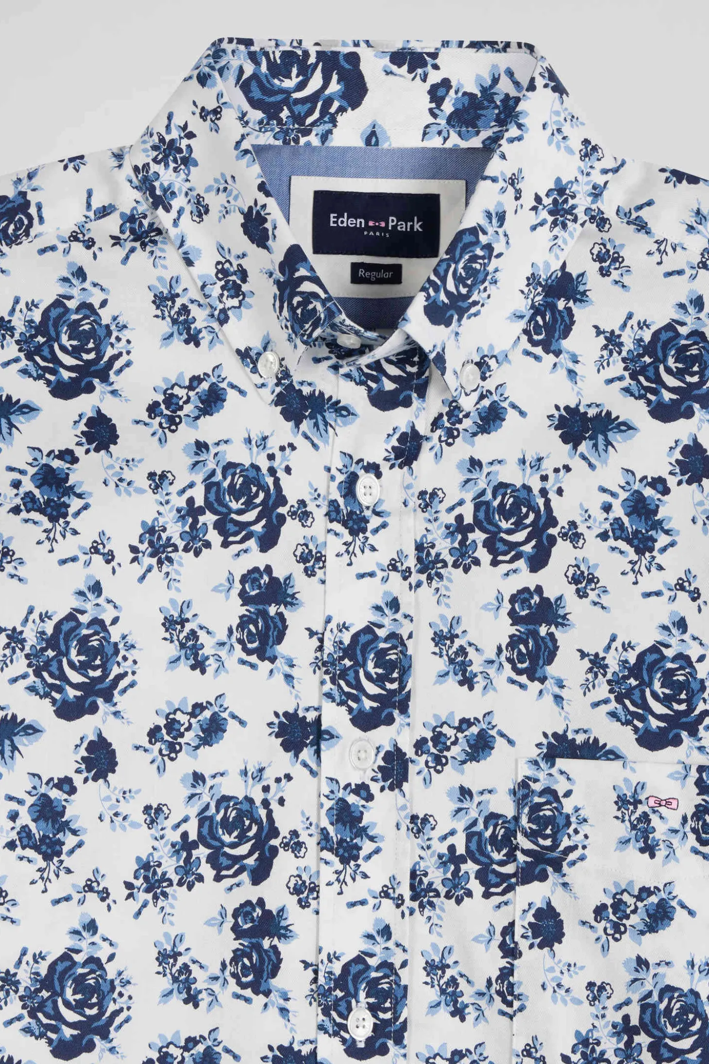 Chemise en twill de coton blanche imprimé floral bleu coupe Regular