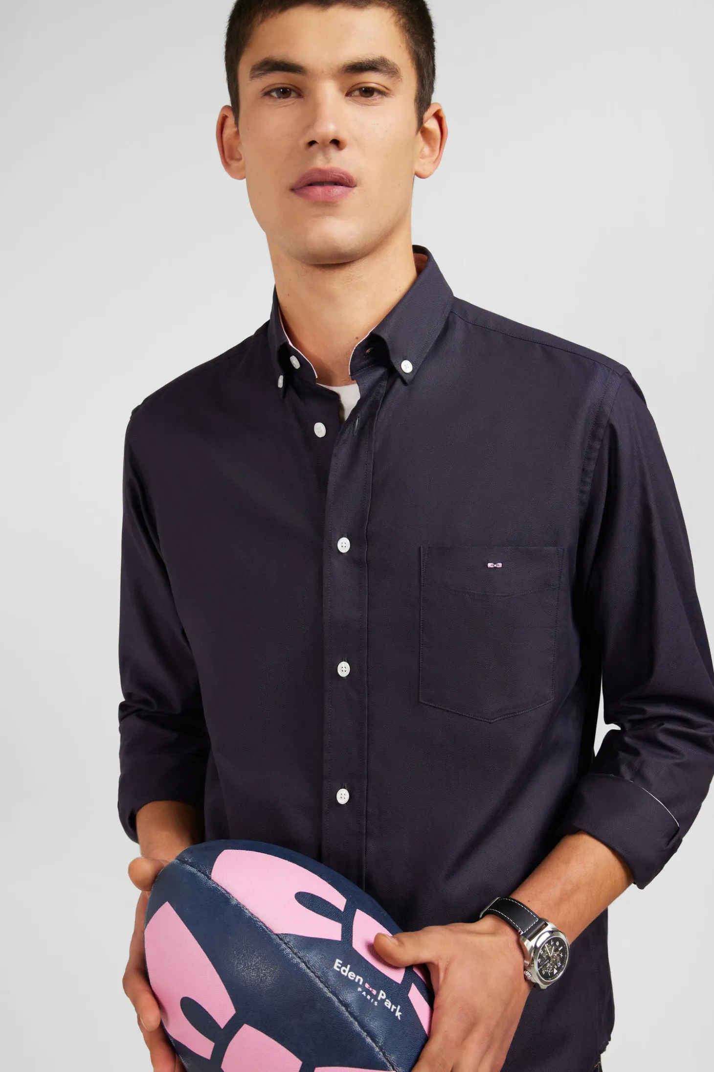 Chemise gris foncé unie en coton