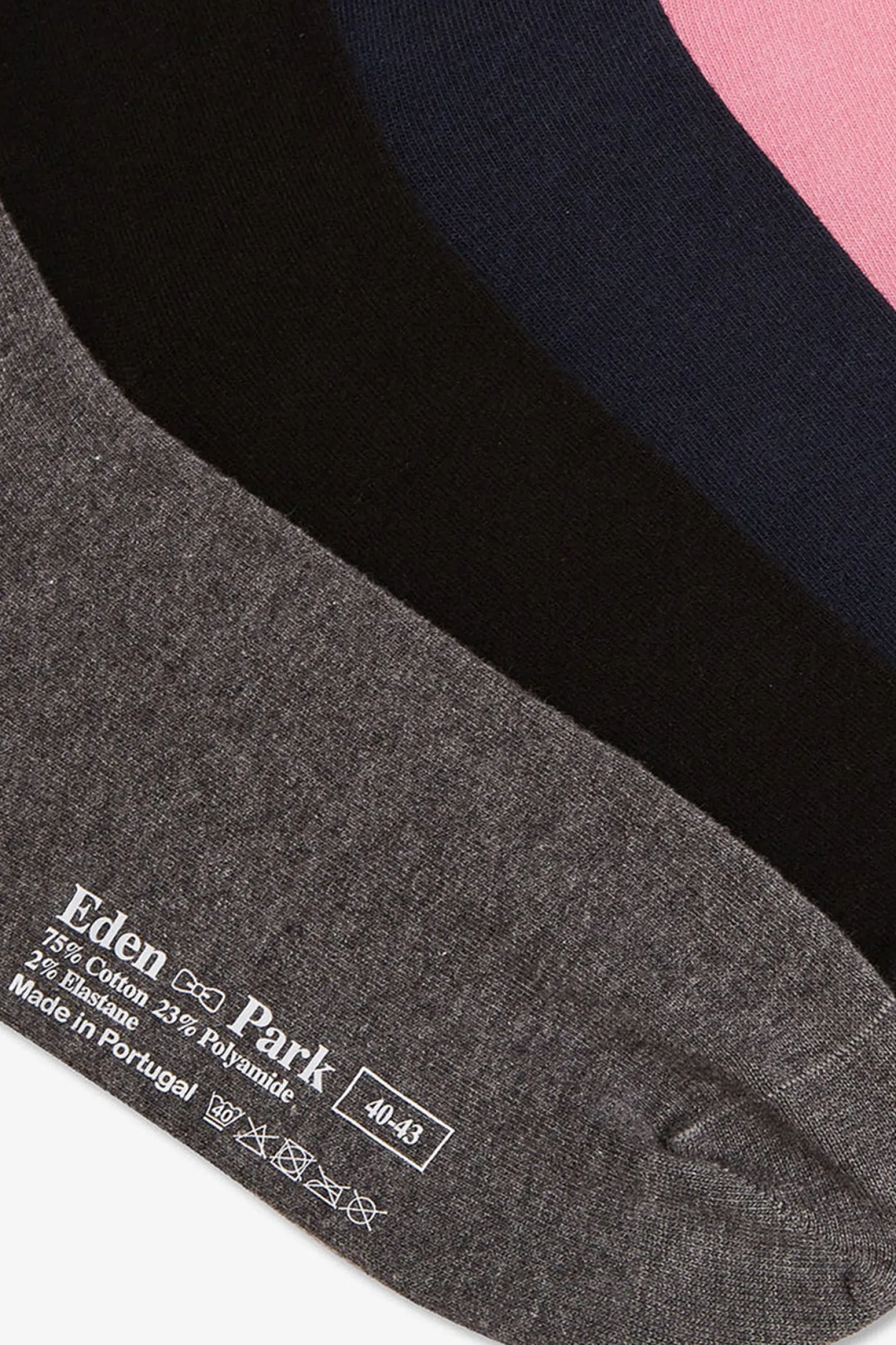 Coffret de quatre paires de chaussettes unies