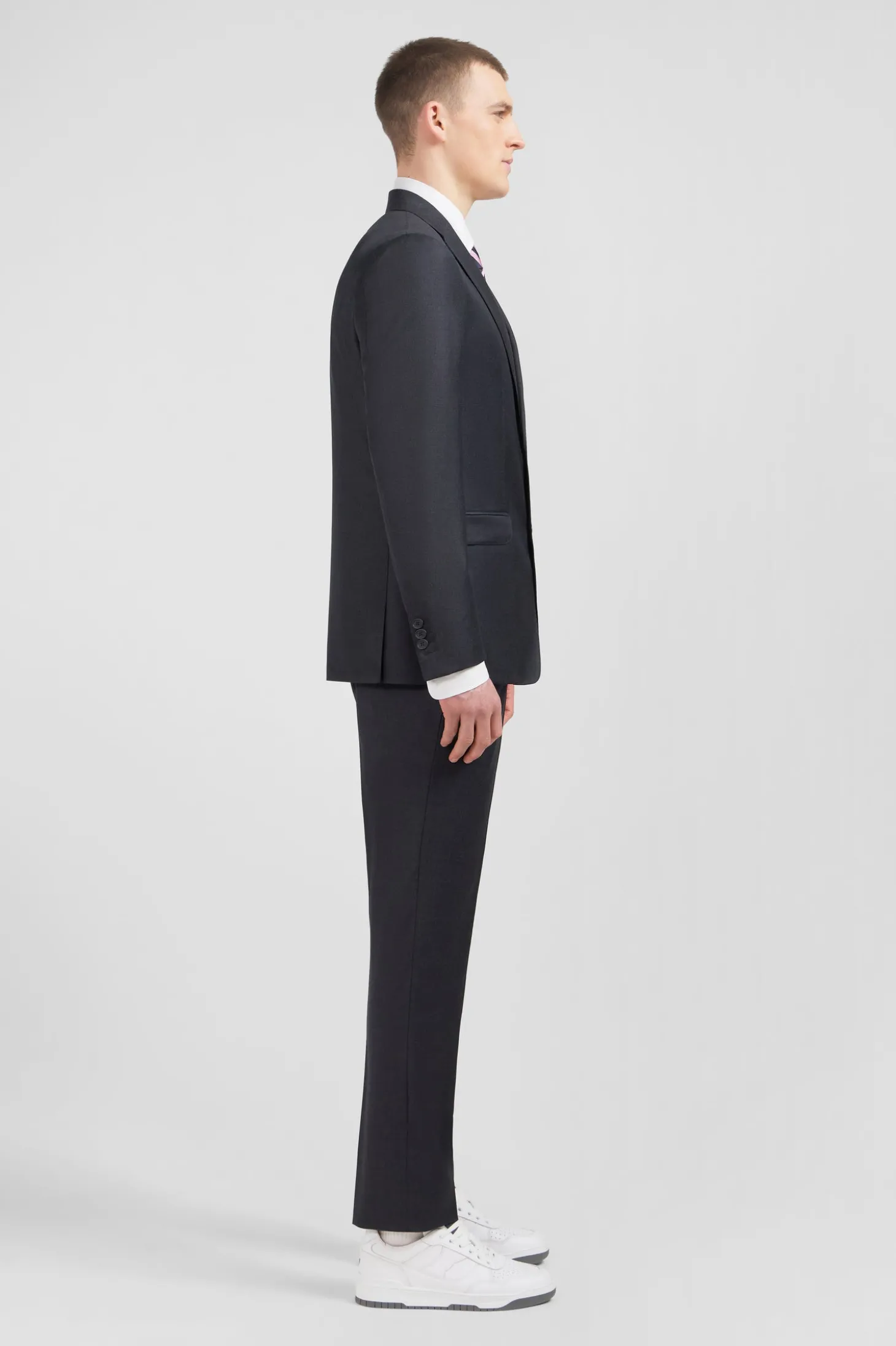 Costume regular en laine gris foncé