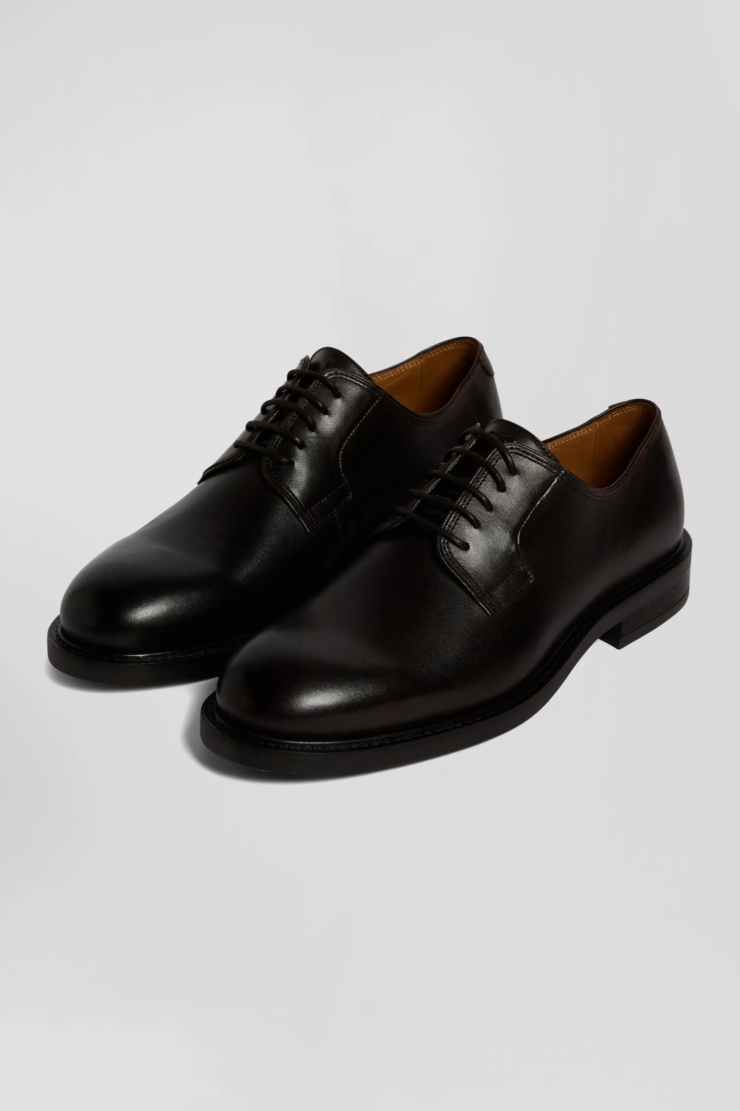Derbies lacés en cuir marron