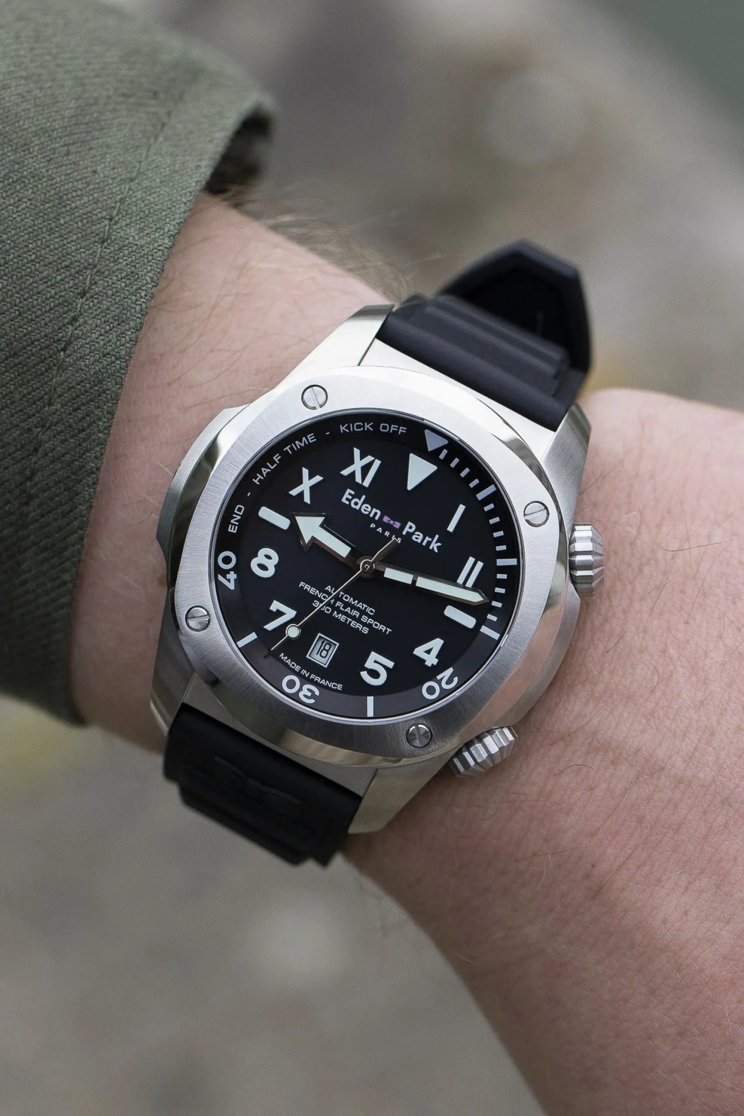 Montre automatique diver noir French Flair sport