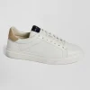 Paire de baskets basses en cuir blanc
