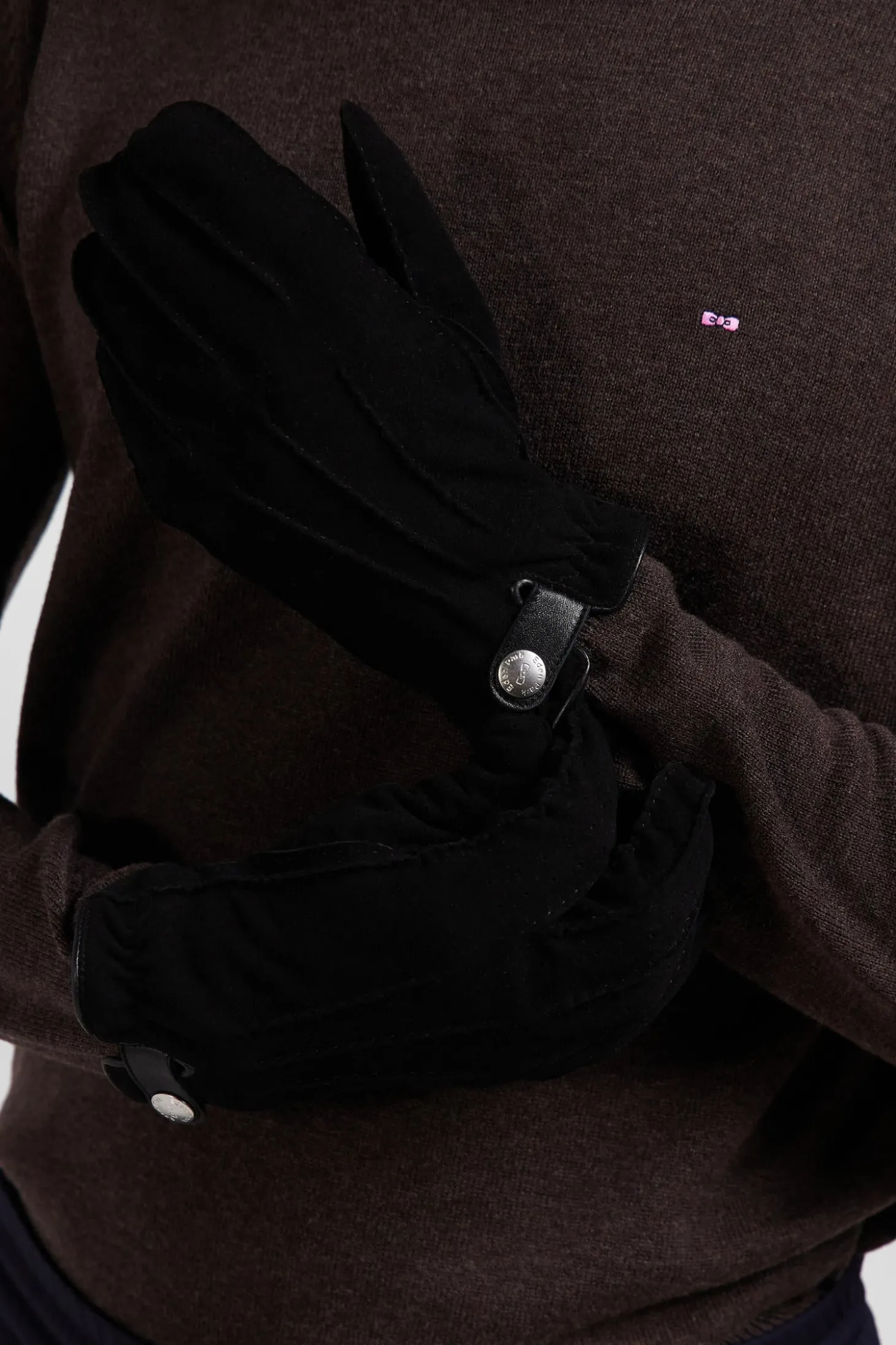 Paire de gants en cuir noir