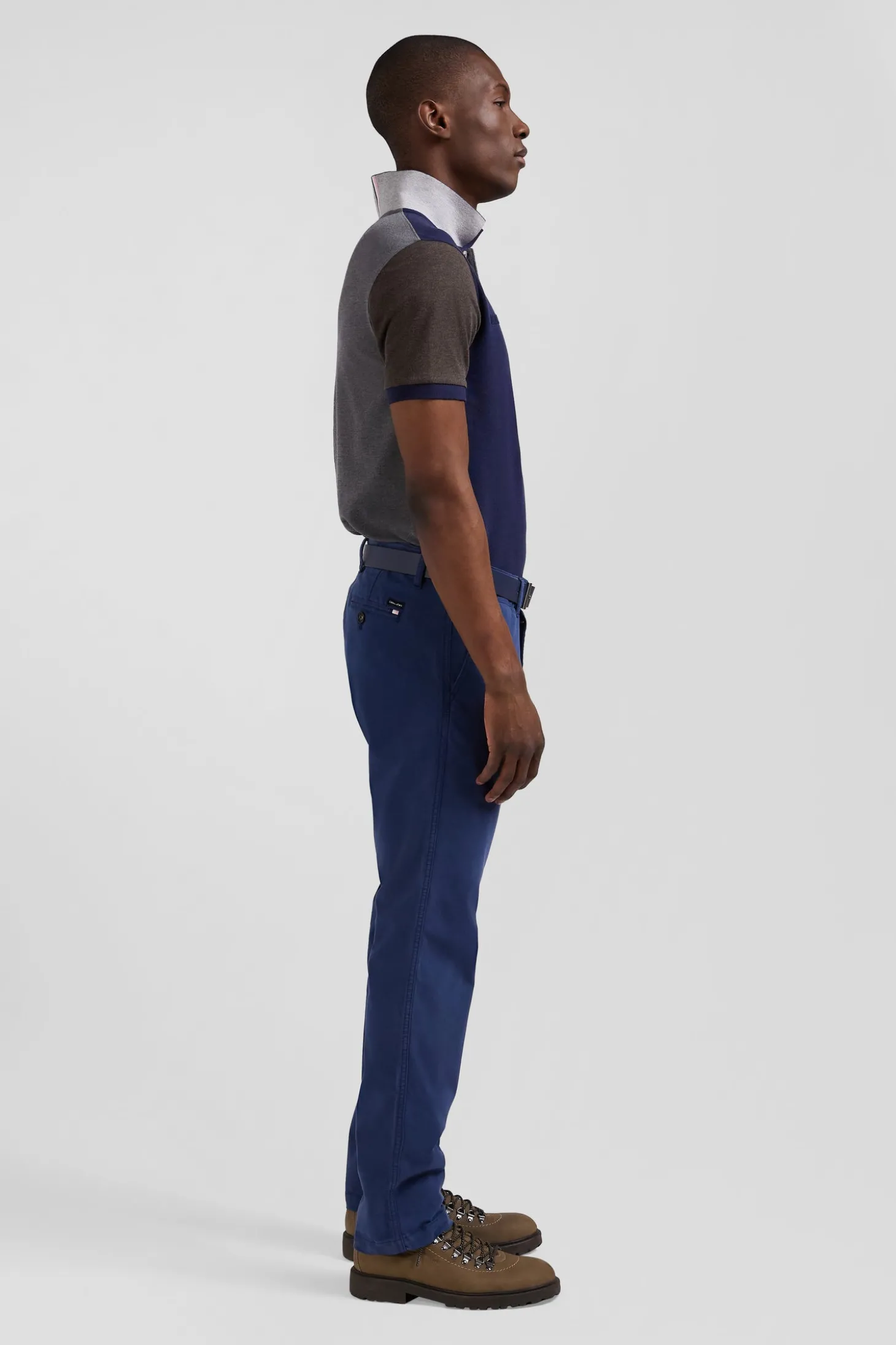 Pantalon chino bleu en gabardine de coton stretch coupe Regular