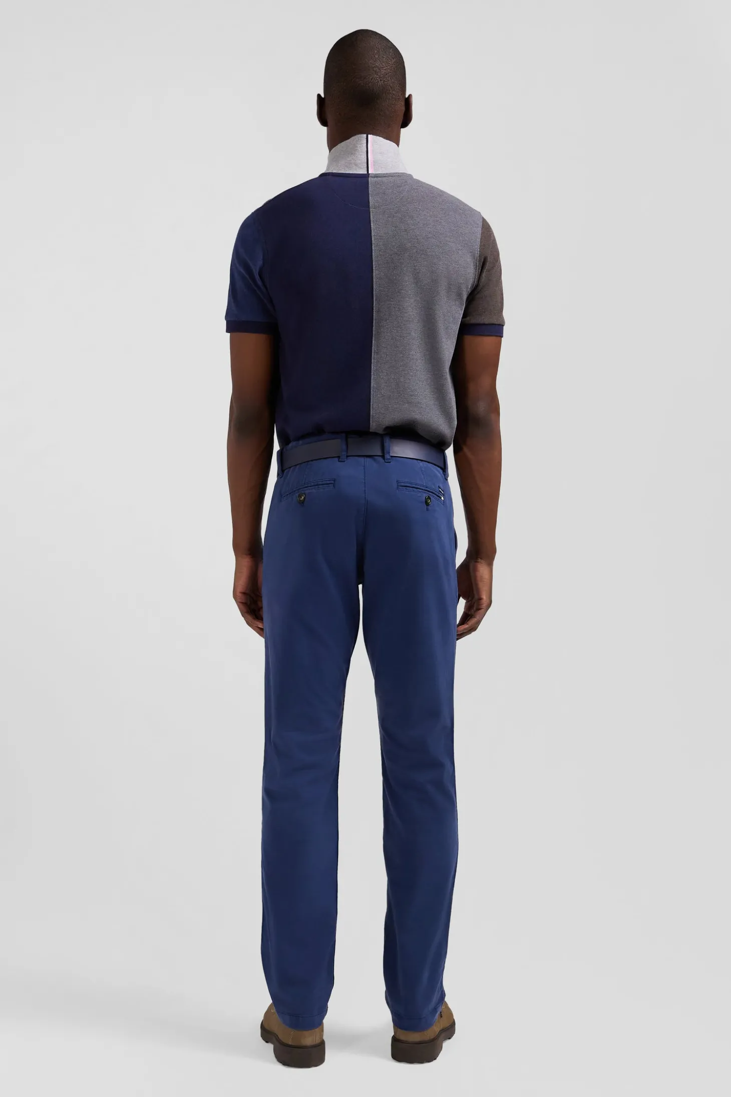 Pantalon chino bleu en gabardine de coton stretch coupe Regular