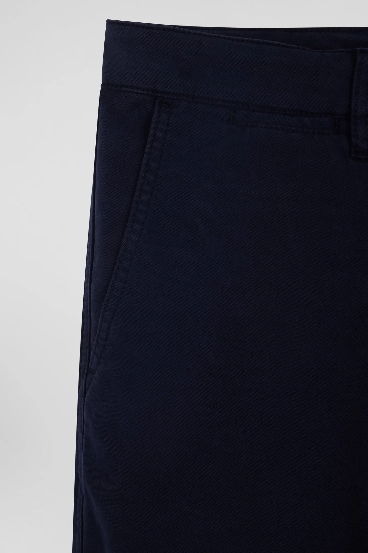 Pantalon chino bleu marine en gabardine de coton stretch coupe Regular