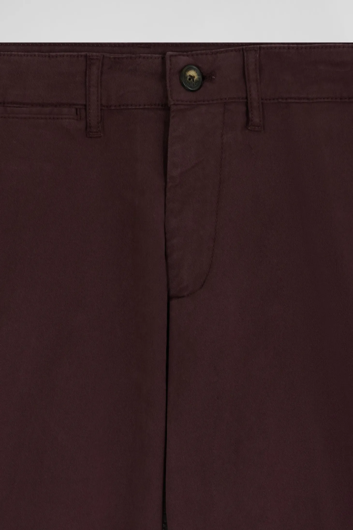 Pantalon chino bordeaux en gabardine de coton stretch coupe Regular