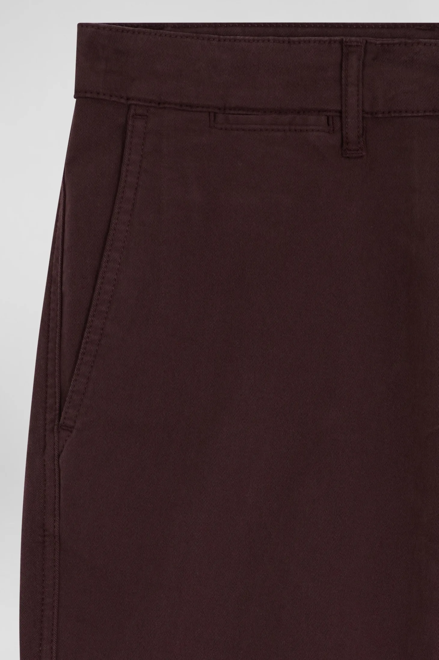 Pantalon chino bordeaux en gabardine de coton stretch coupe Regular