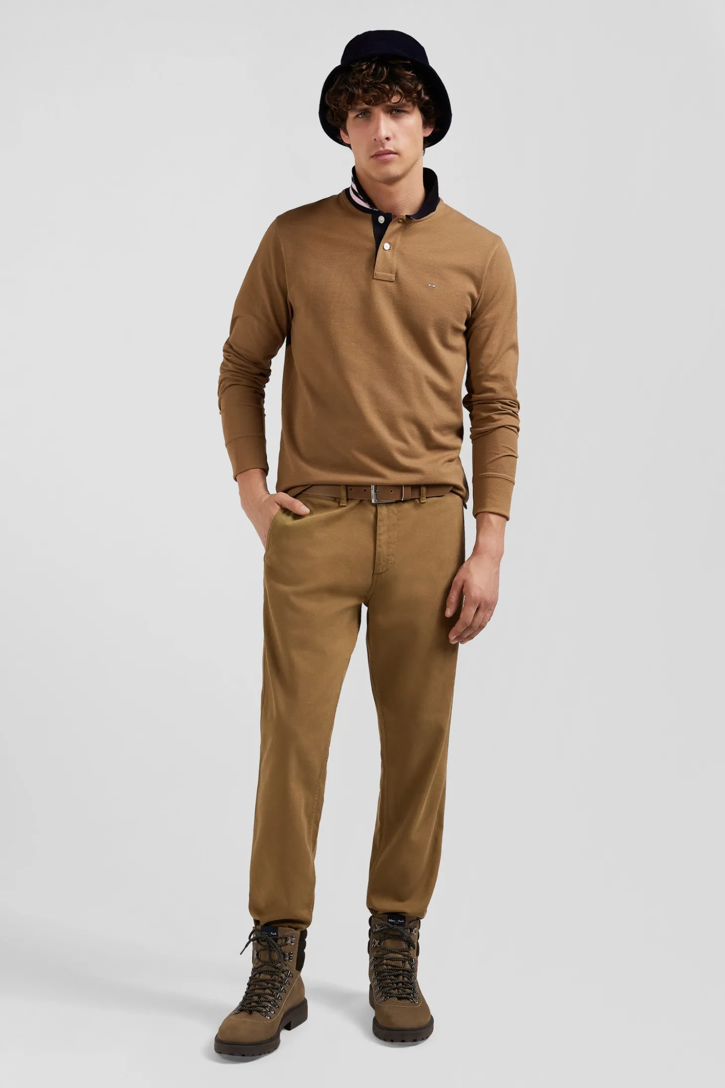 Pantalon chino en piqué de coton stretch et modal beige coupe Regular