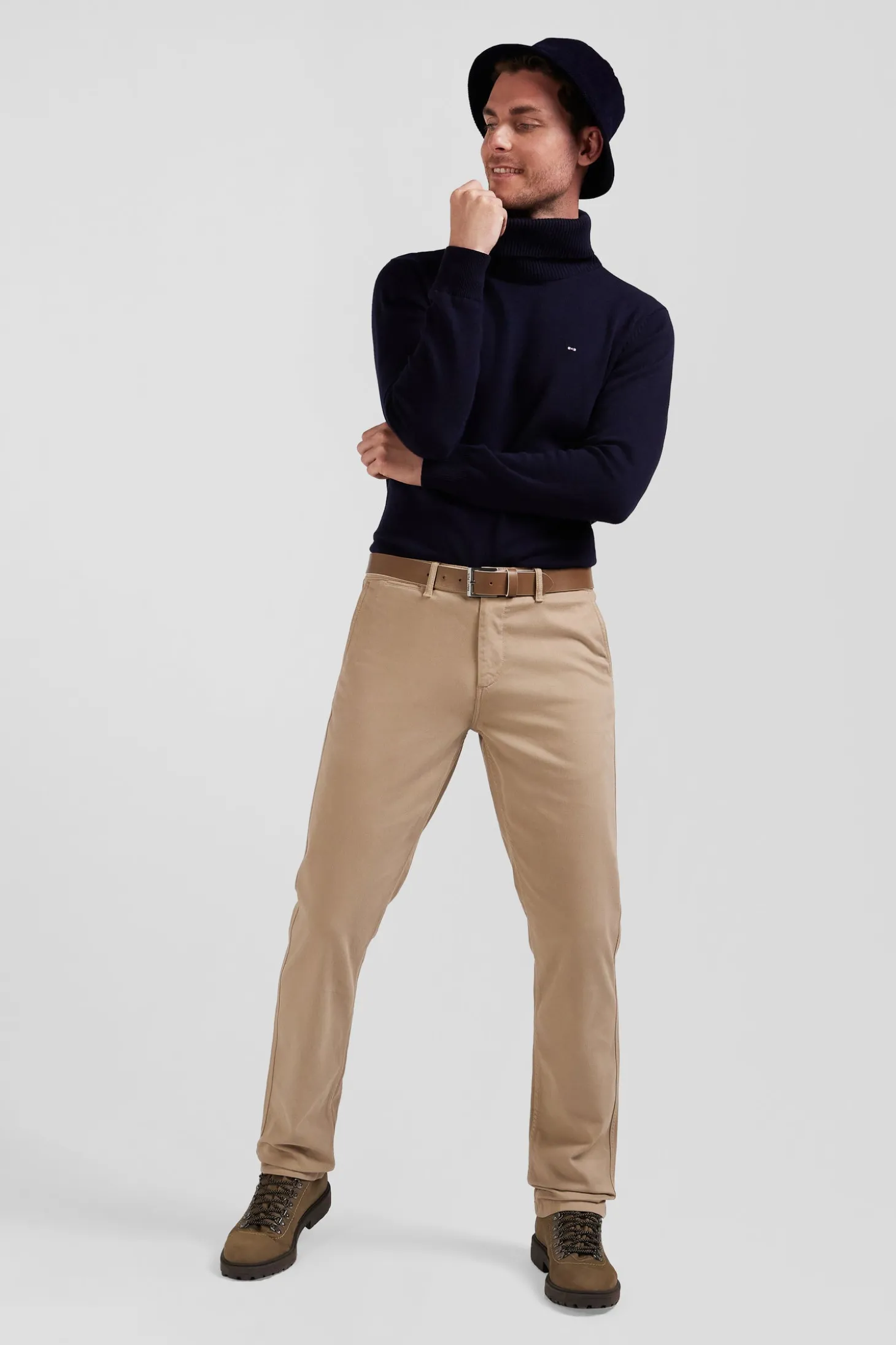 Pantalon chino en piqué de coton stretch et modal chanvre coupe Regular