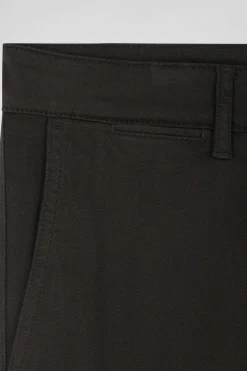 Pantalon chino en piqué de coton stretch et modal kaki coupe Regular