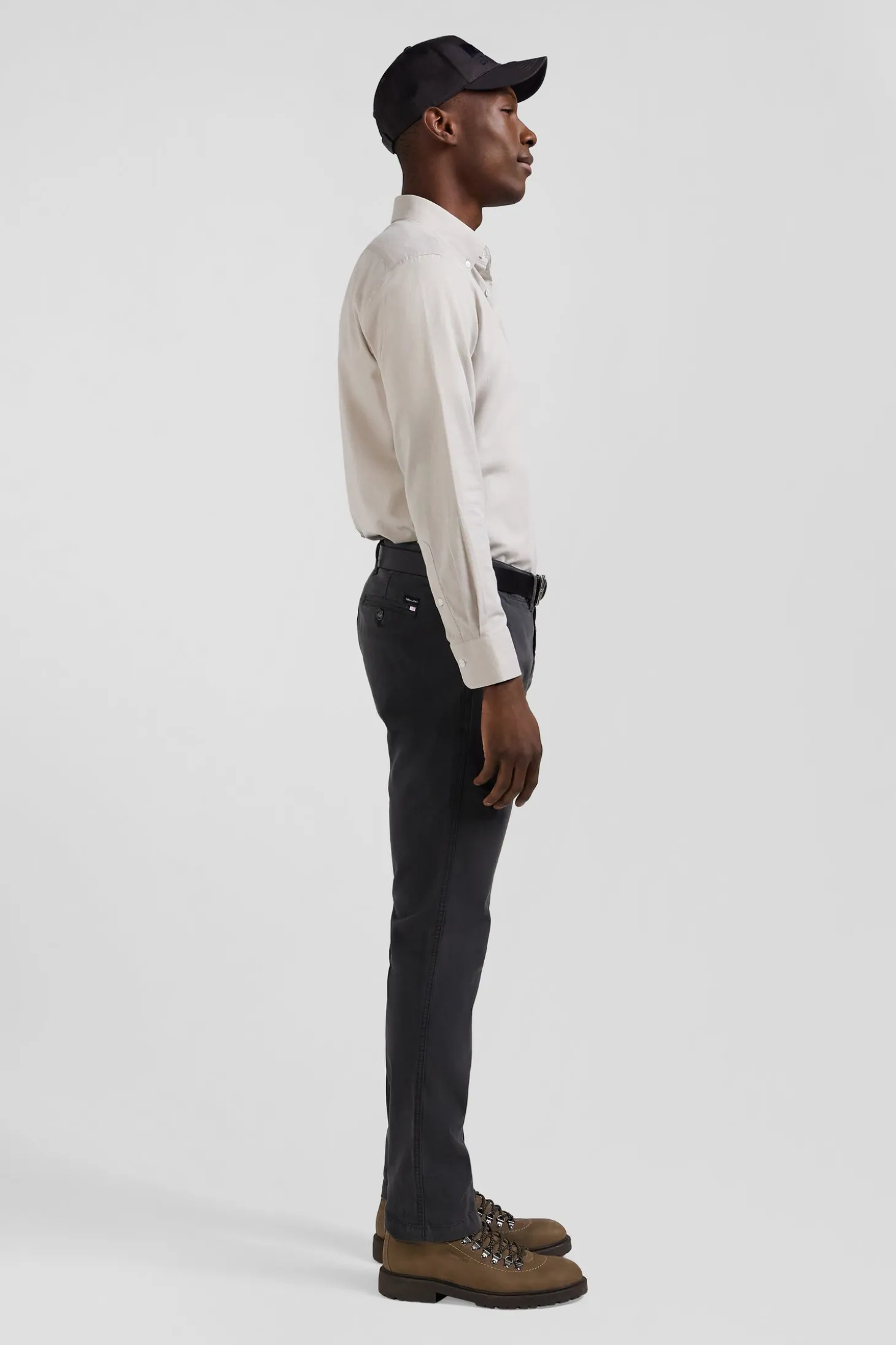 Pantalon chino gris anthracite en gabardine de coton stretch coupe Regular