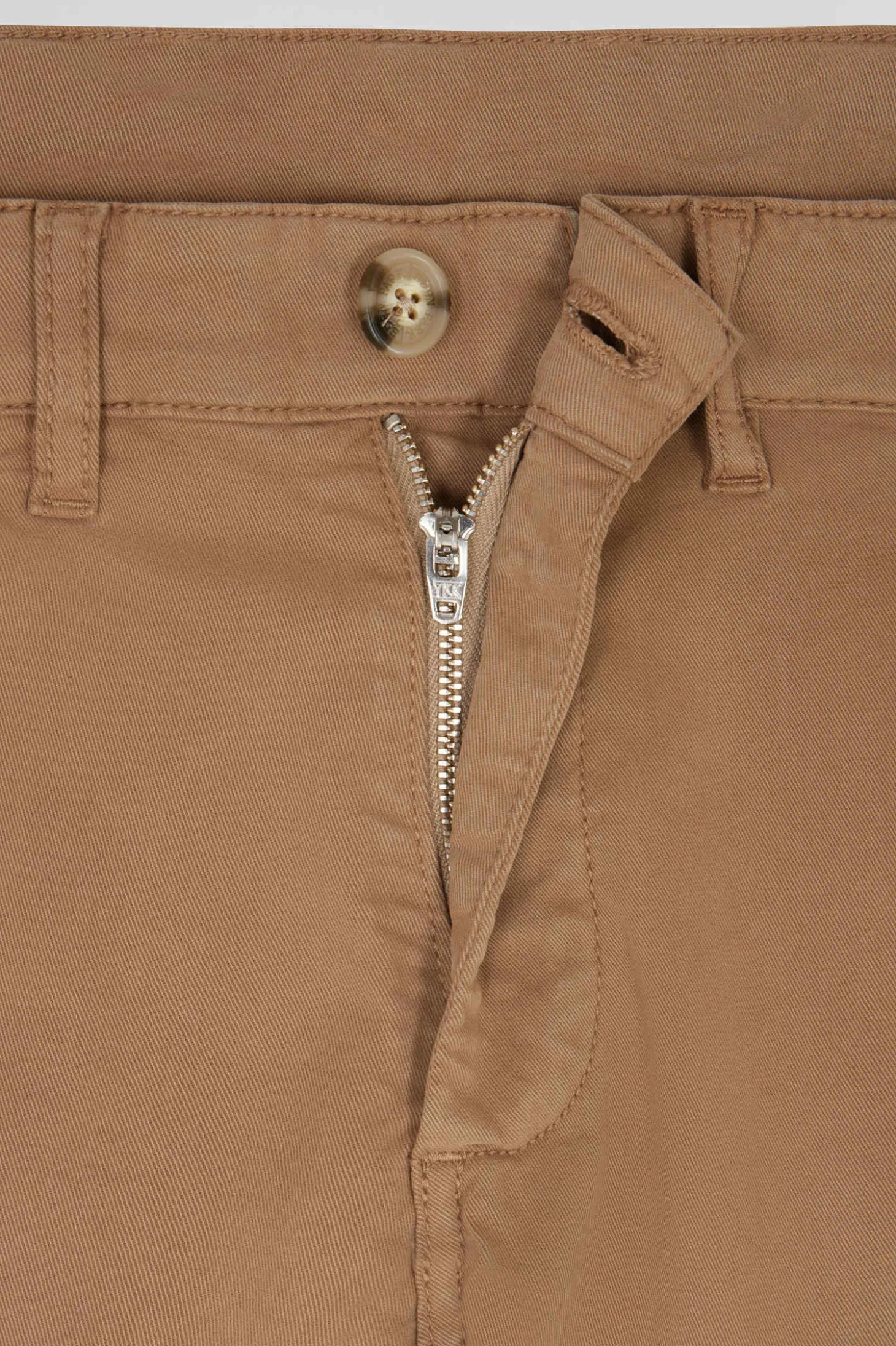 Pantalon chino marron en gabardine de coton stretch coupe Regular