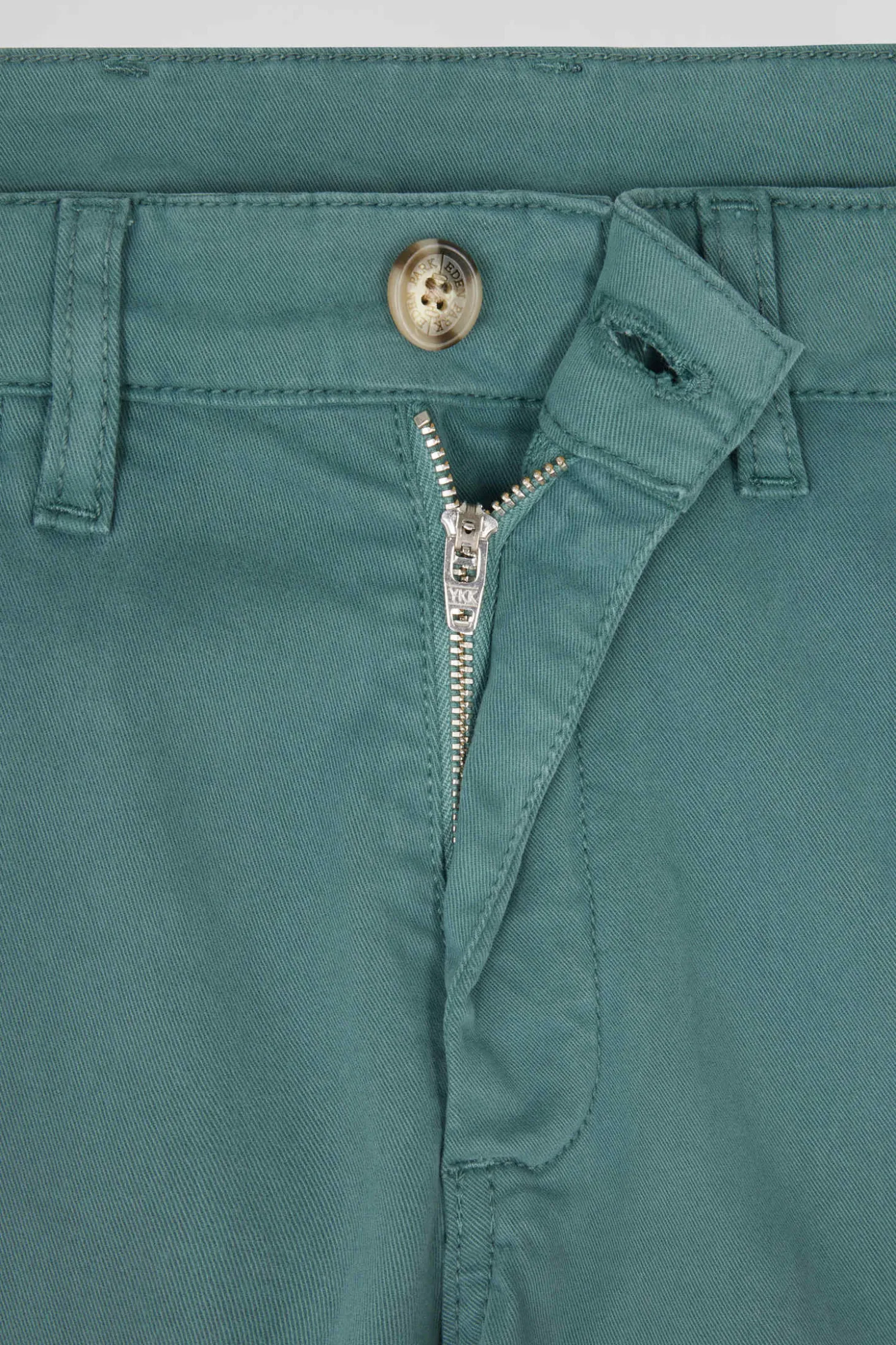 Pantalon chino vert en gabardine de coton stretch coupe Regular