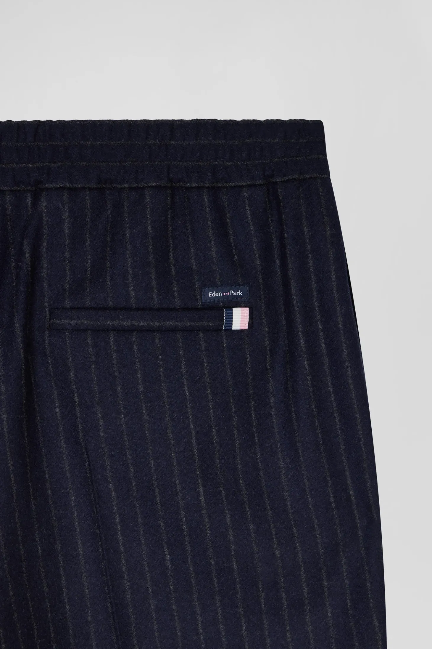 Pantalon en laine rayé bleu marine coupe Modern