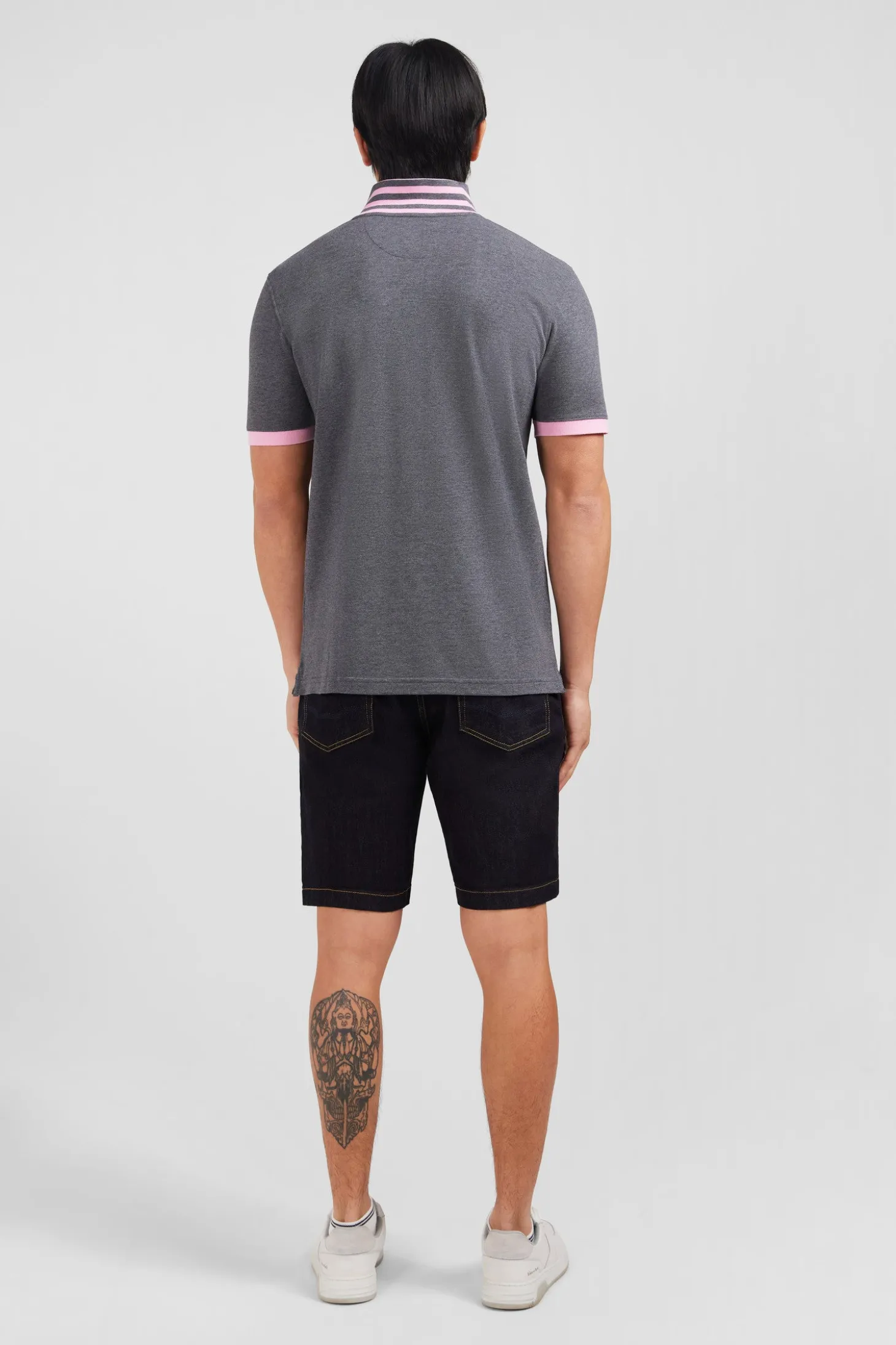 Polo gris en coton pima avec détails contrastés