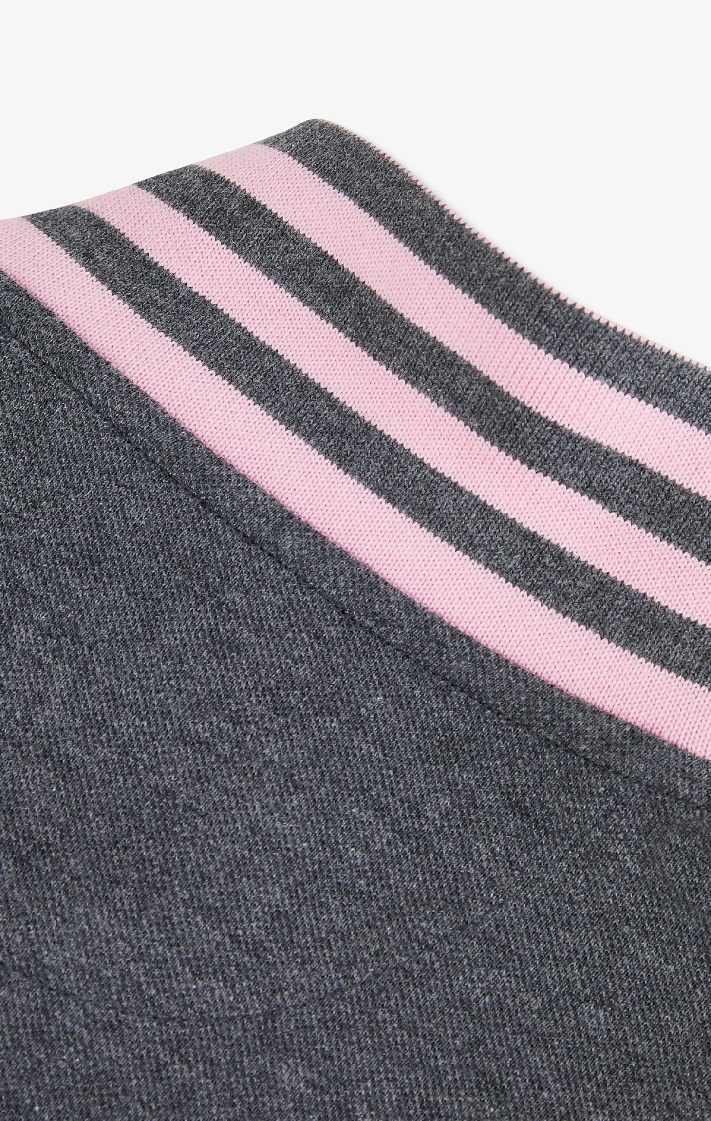 Polo gris en coton pima avec détails contrastés