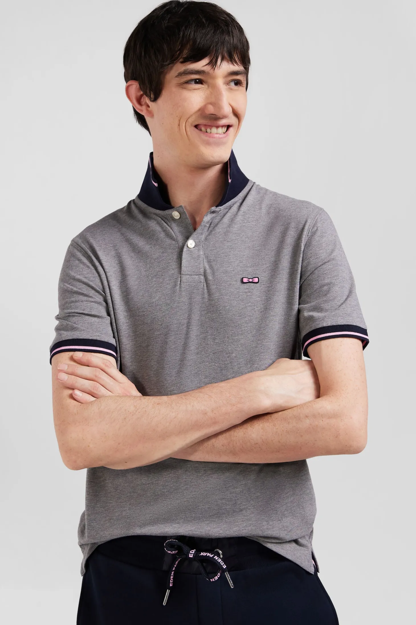 Polo manches courtes en coton stretch gris col jacquard Eden Park coupe Slim