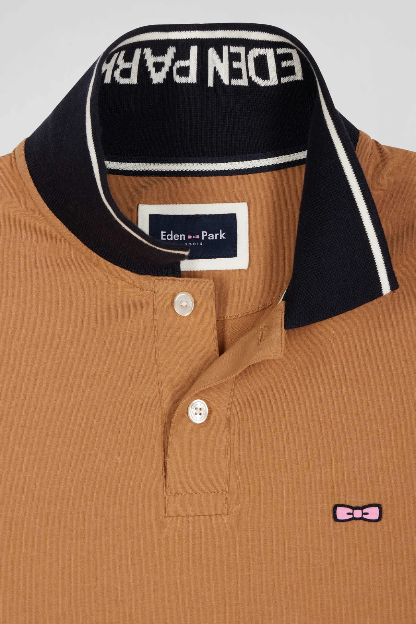 Polo manches courtes en coton stretch camel col jacquard Eden Park coupe Slim