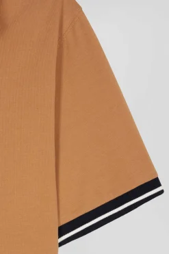 Polo manches courtes en coton stretch camel col jacquard Eden Park coupe Slim