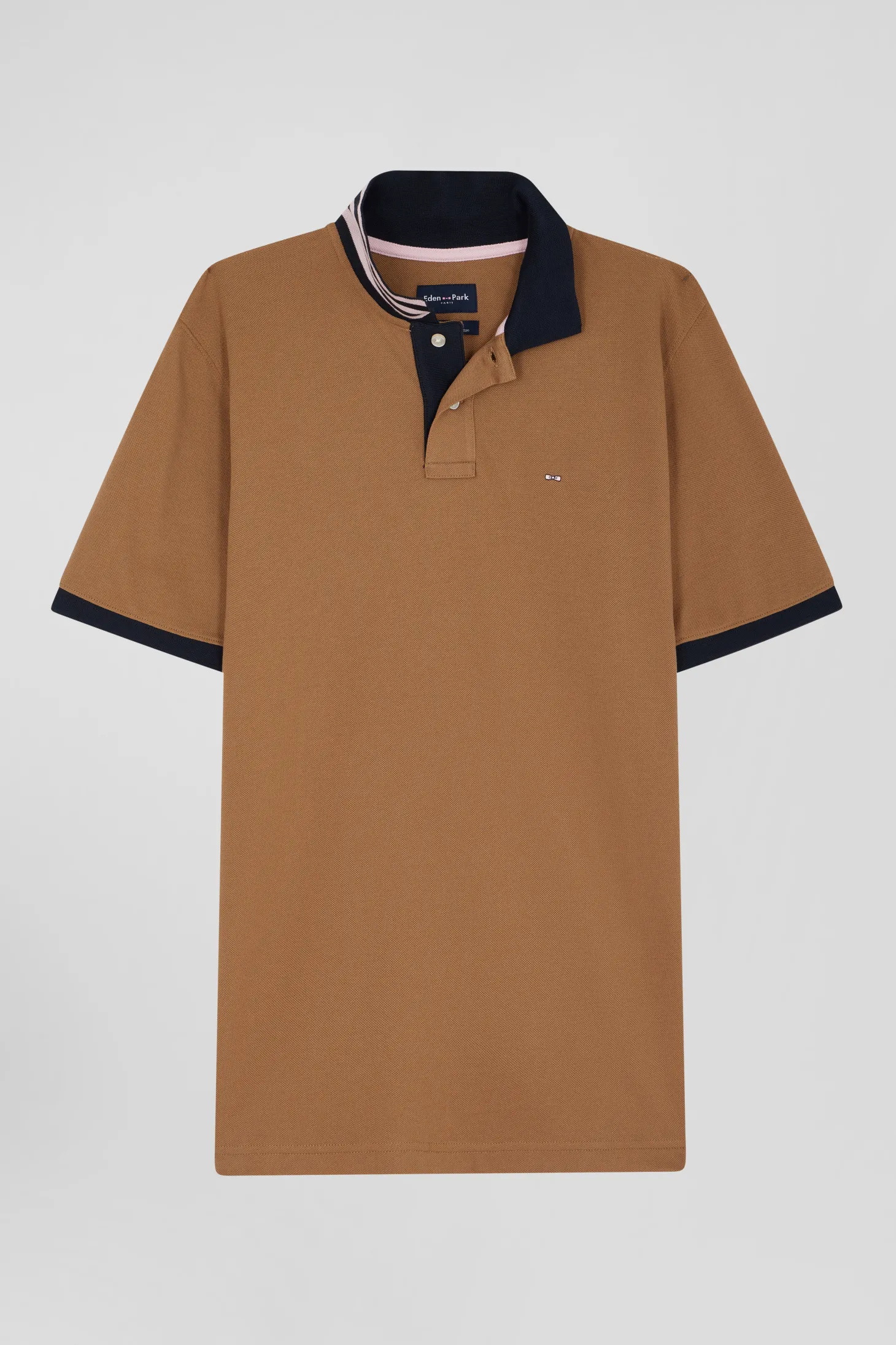 Polo manches courtes en piqué coton camel détails contrastés coupe Regular