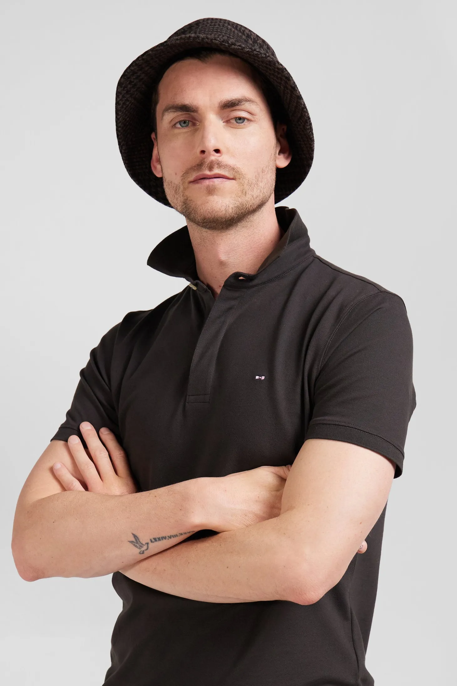 Polo manches courtes en piqué coton marron coupe Slim
