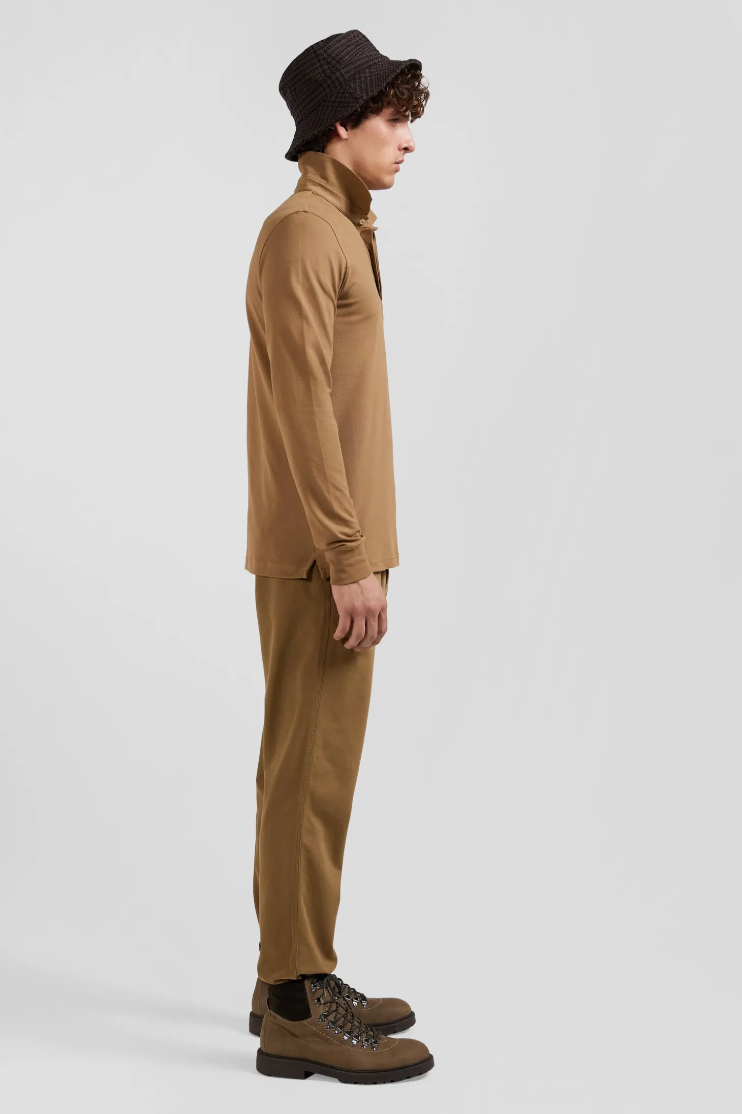 Polo manches longues en piqué coton camel coupe Slim