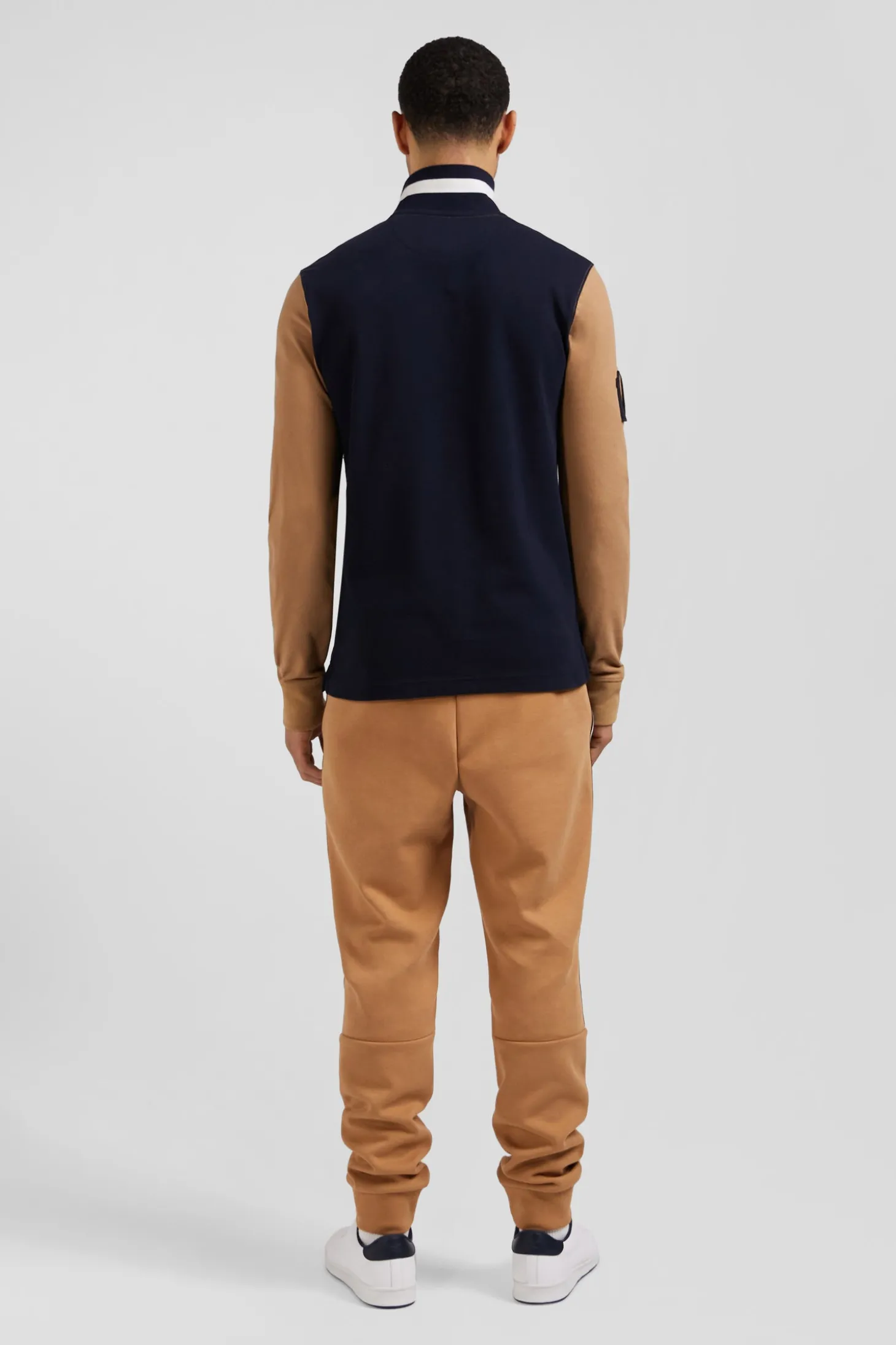 Polo manches longues en piqué coton camel broderie matelassée coupe Regular