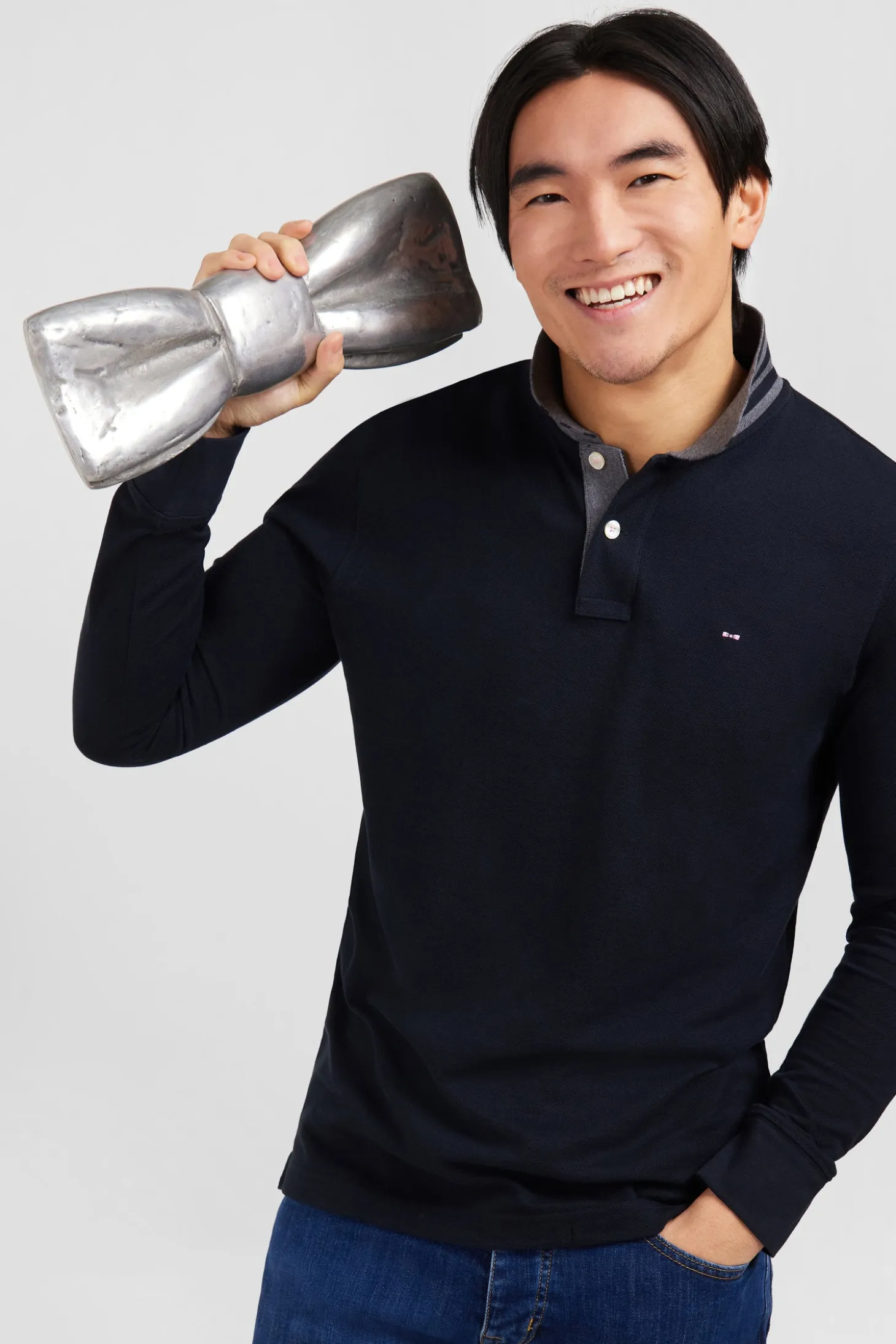 Polo manches longues noir en coton avec col contrasté