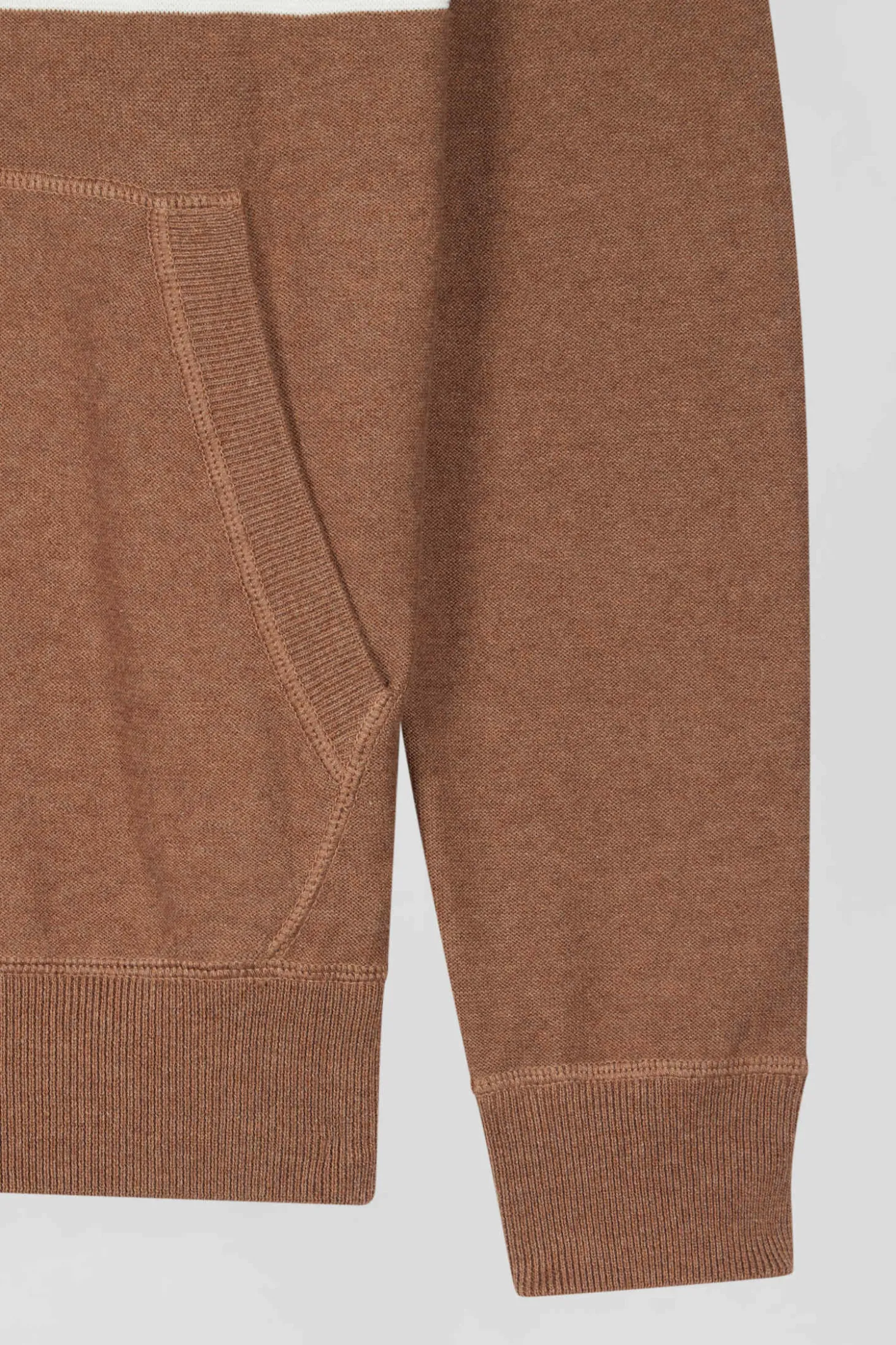 Pull à capuche en coton camel jacquard EP10 coupe Regular