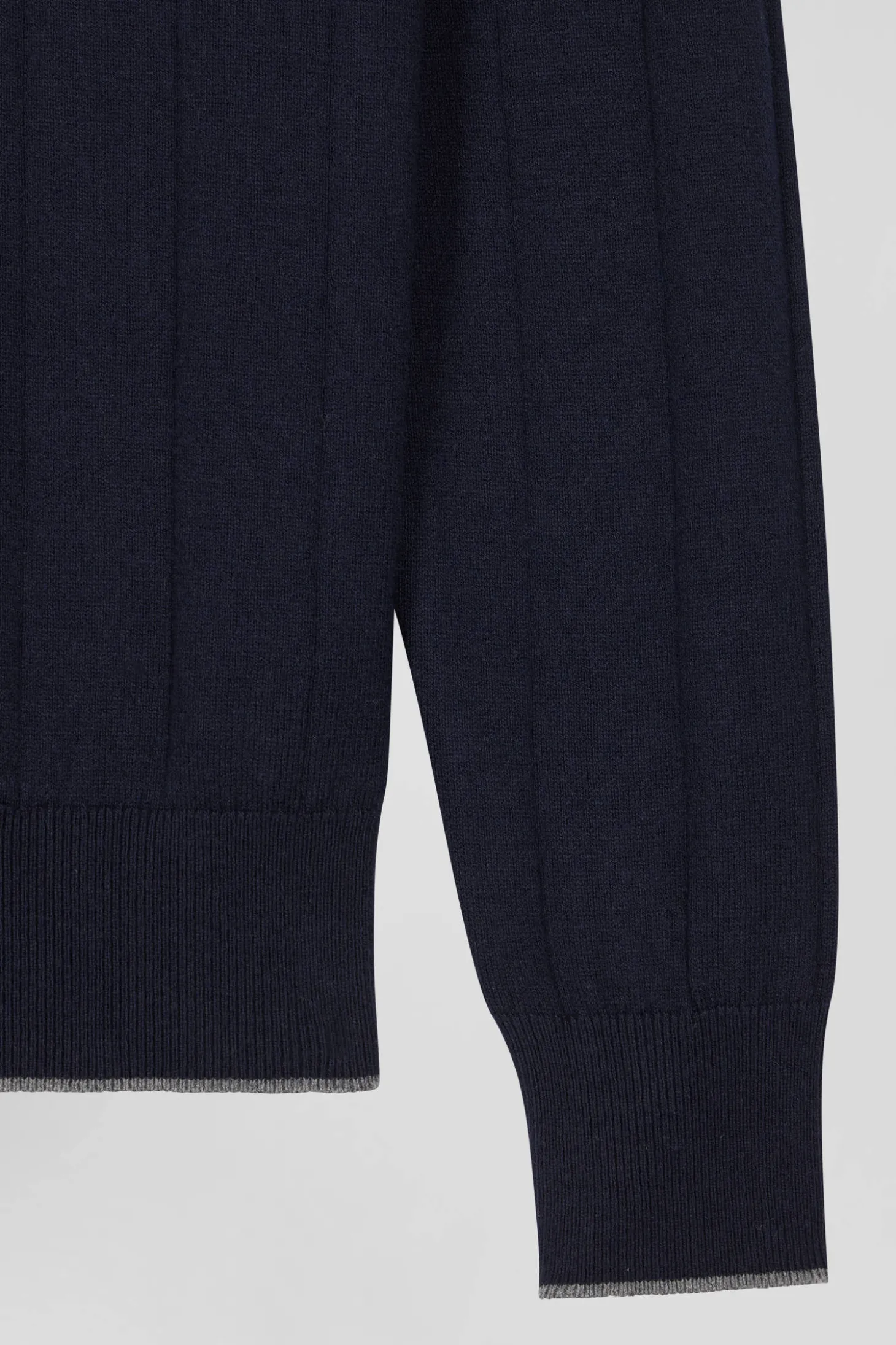 Pull col camionneur en coton et cachemire bleu marine coupe Regular
